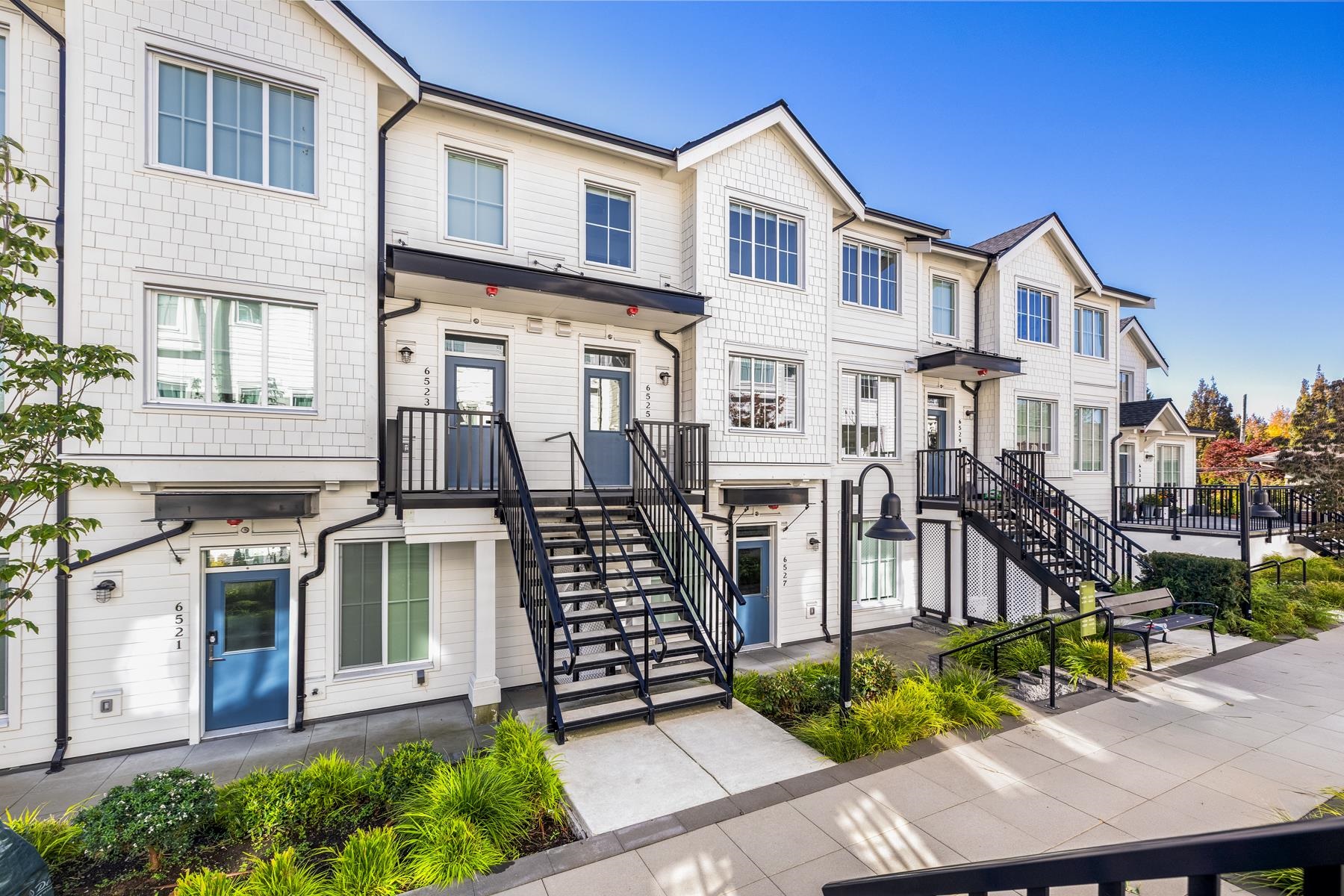 6525 Fremlin St, Vancouver, BC V6P 0K6