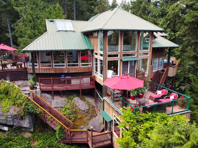 486 Bluff Way, Mayne Island, BC V0N 2J2