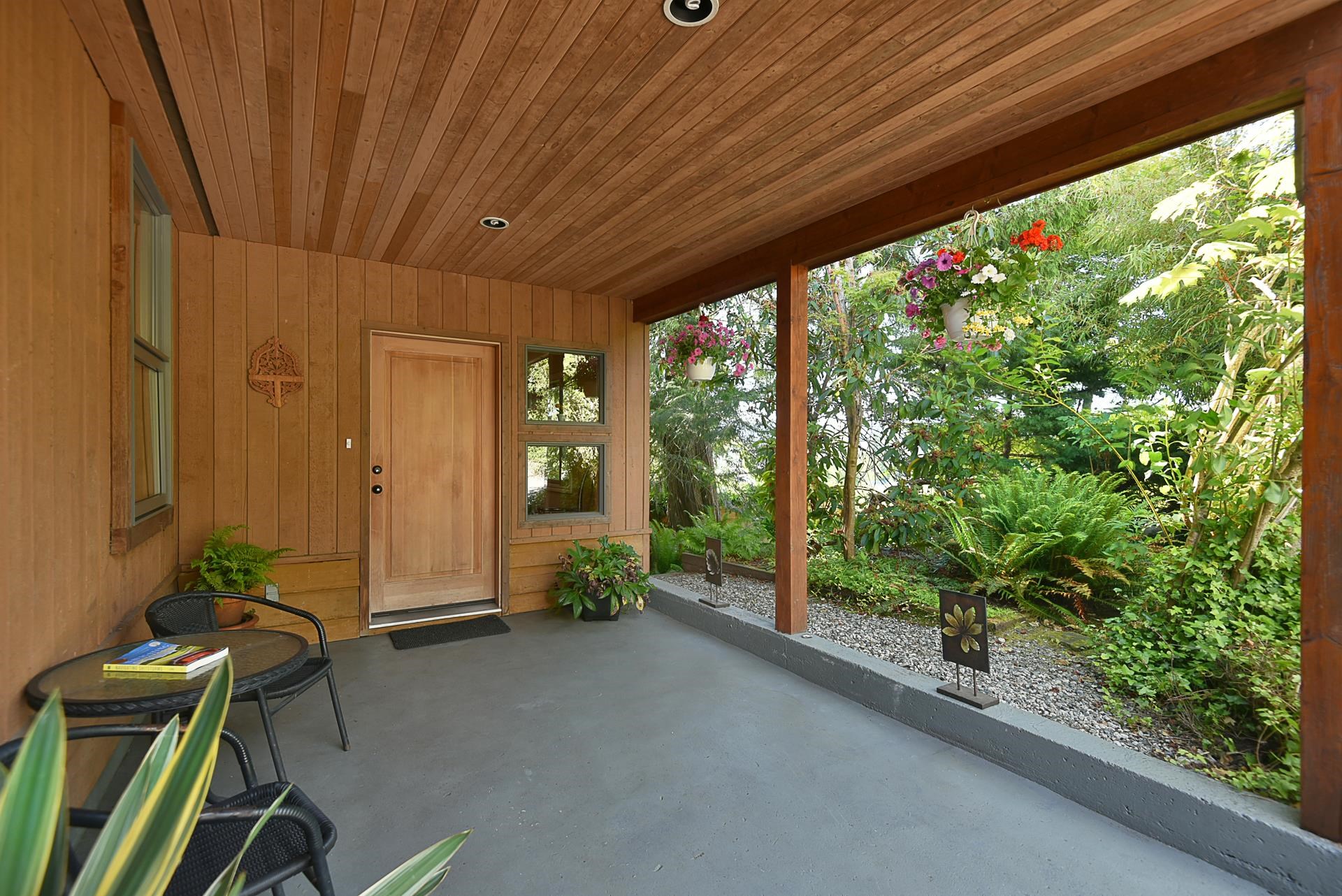 5345 Selma Park Road, Sechelt, BC V7Z 0G7