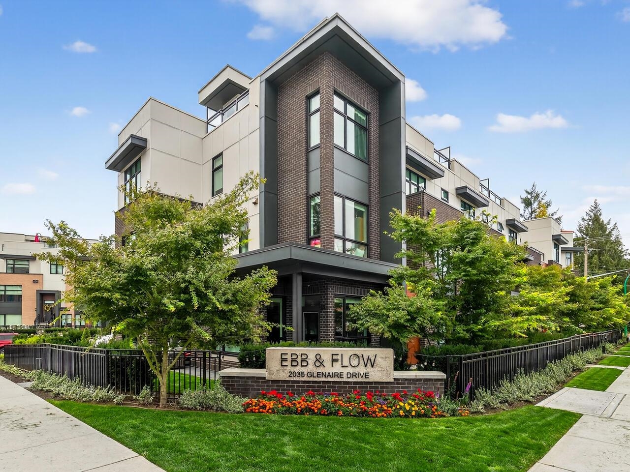 2035 Glenaire Drive #124, North Vancouver, BC V7P 1Y2