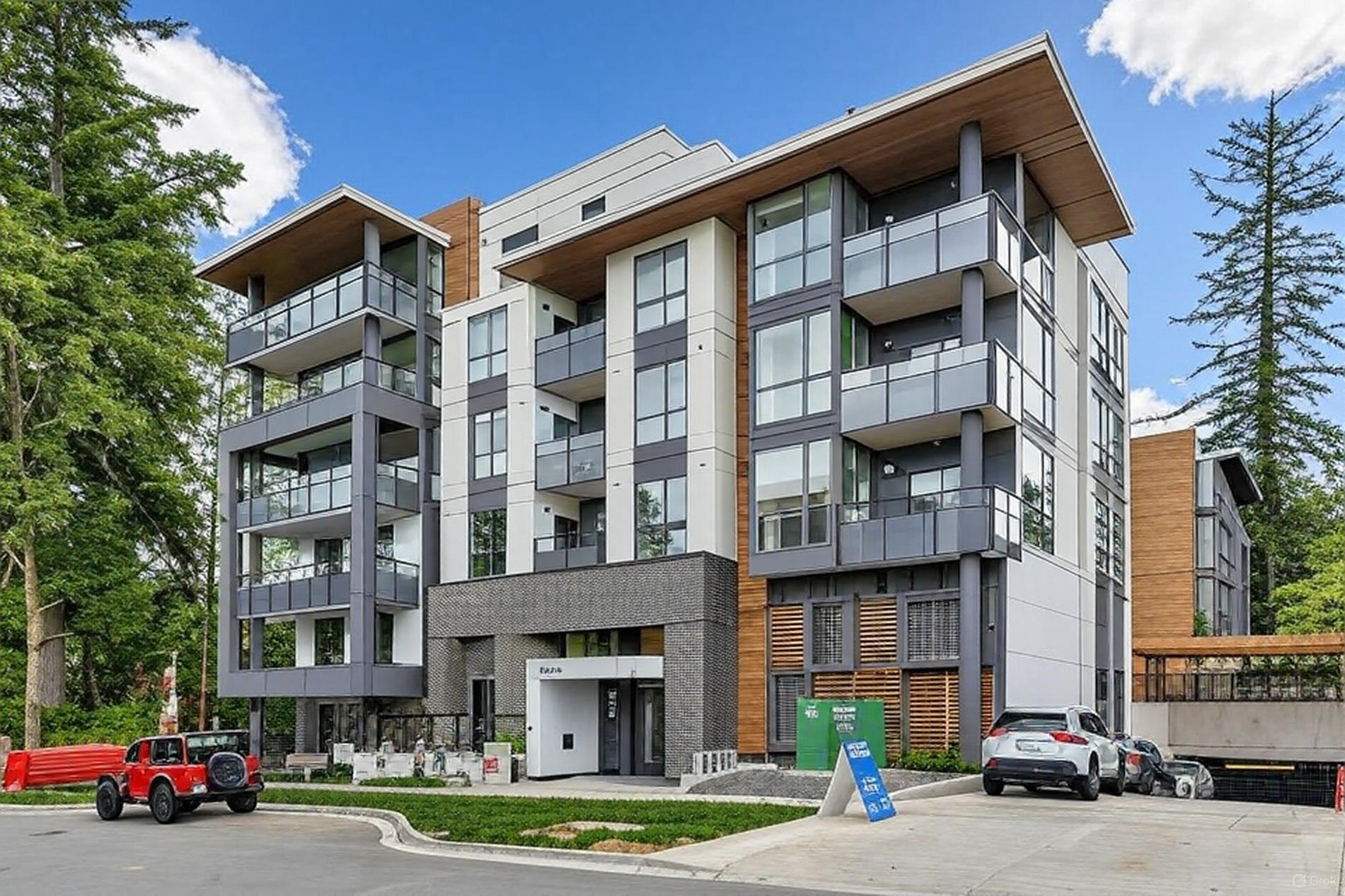 6595 196 St #109 #109, Surrey, BC V4N 6B5