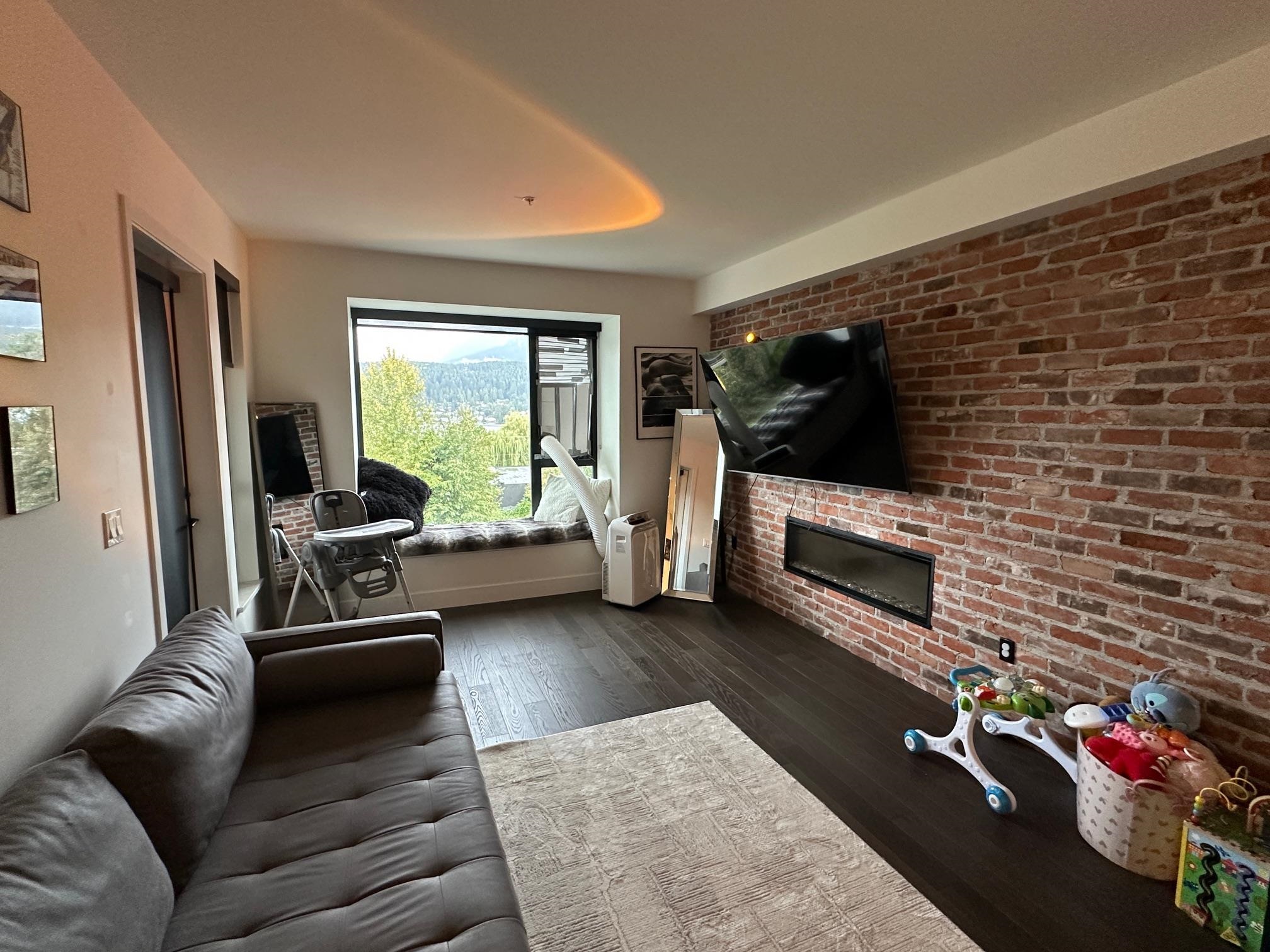 83 Moody Street #406, Port Moody, BC V3H 0K7