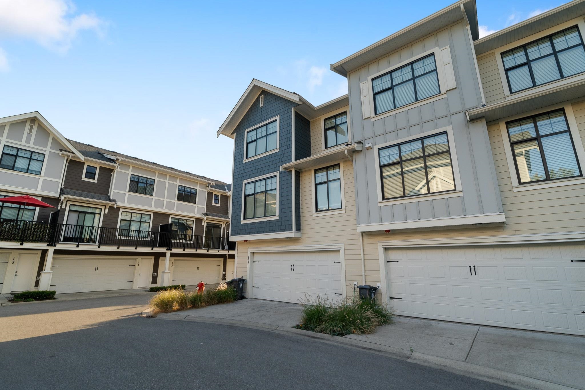 20327 72b Avenue #17, Langley, BC V2Y 4J6
