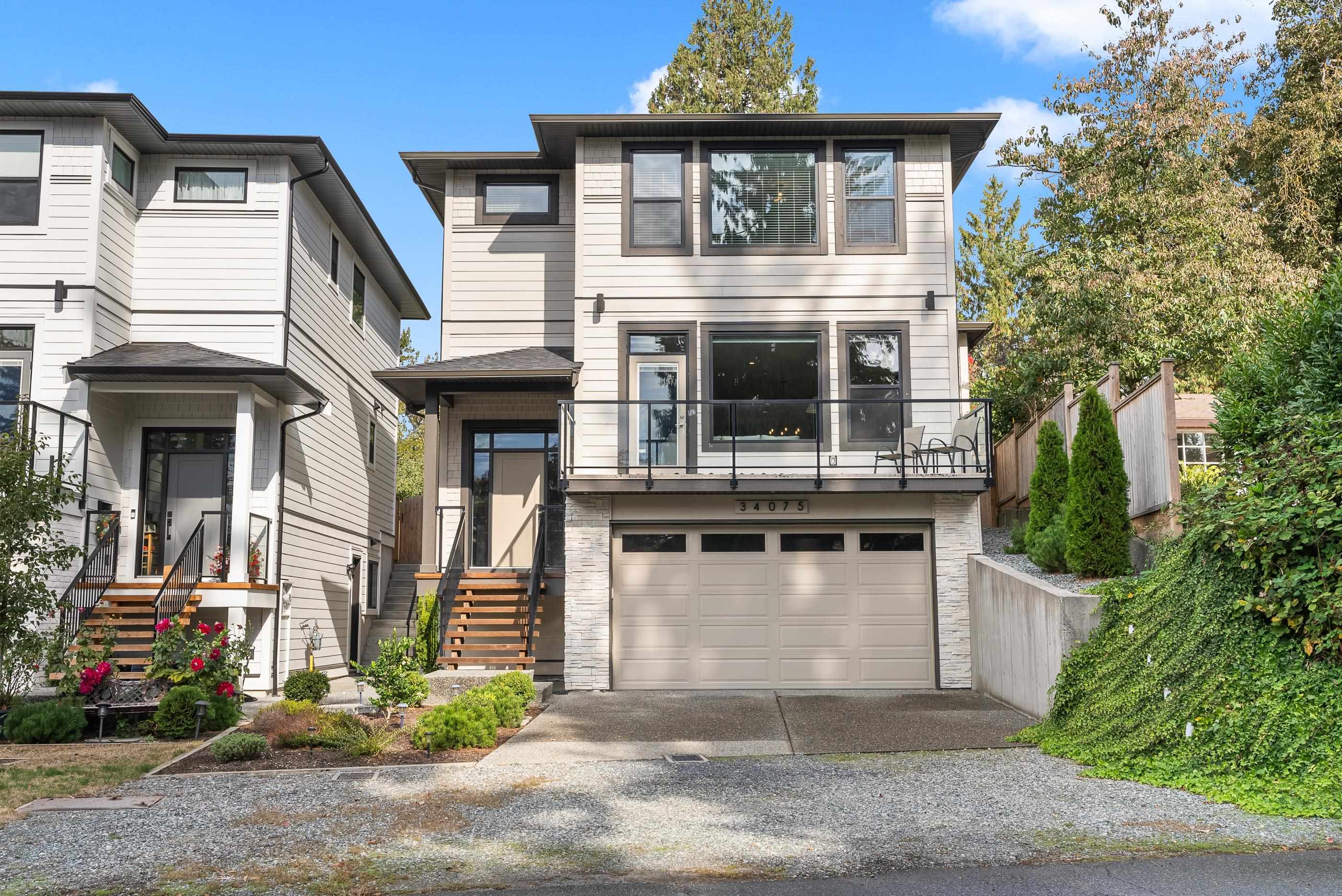 34075 Woodbine Street, Abbotsford, BC V2S 2R3
