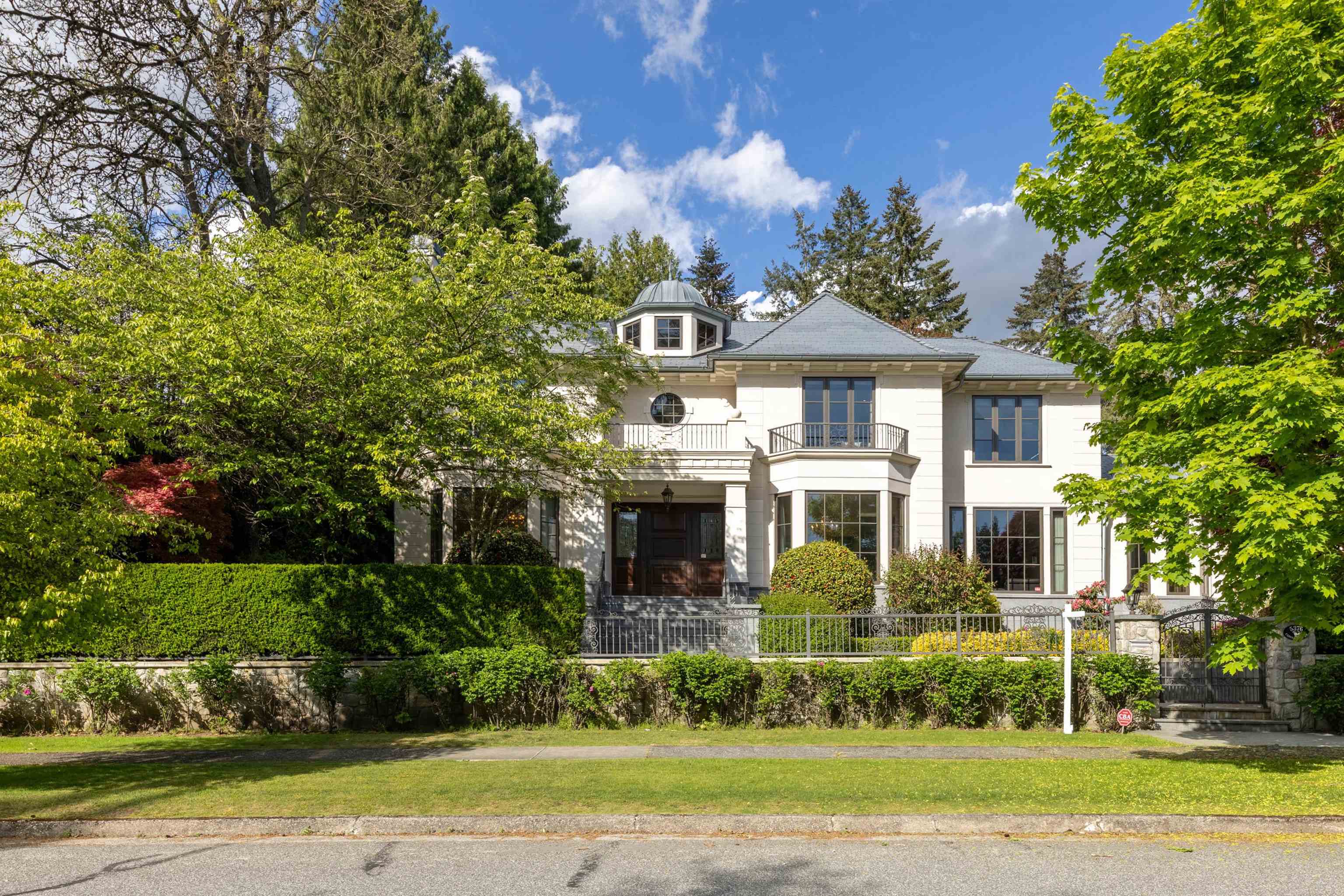 5376 Connaught Drive, Vancouver, BC V6M 3G6