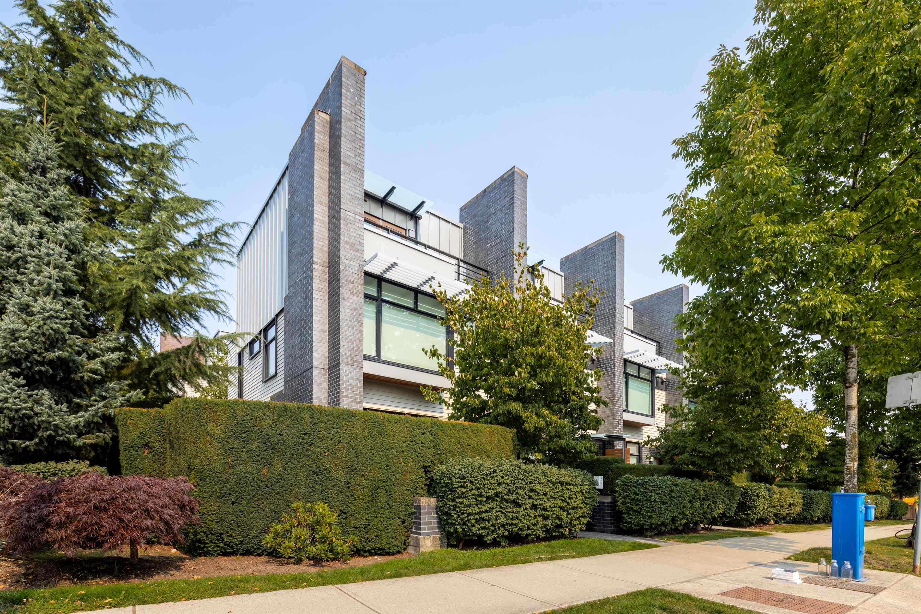 979 West 46th Avenue, Vancouver, BC V5Z 2R6