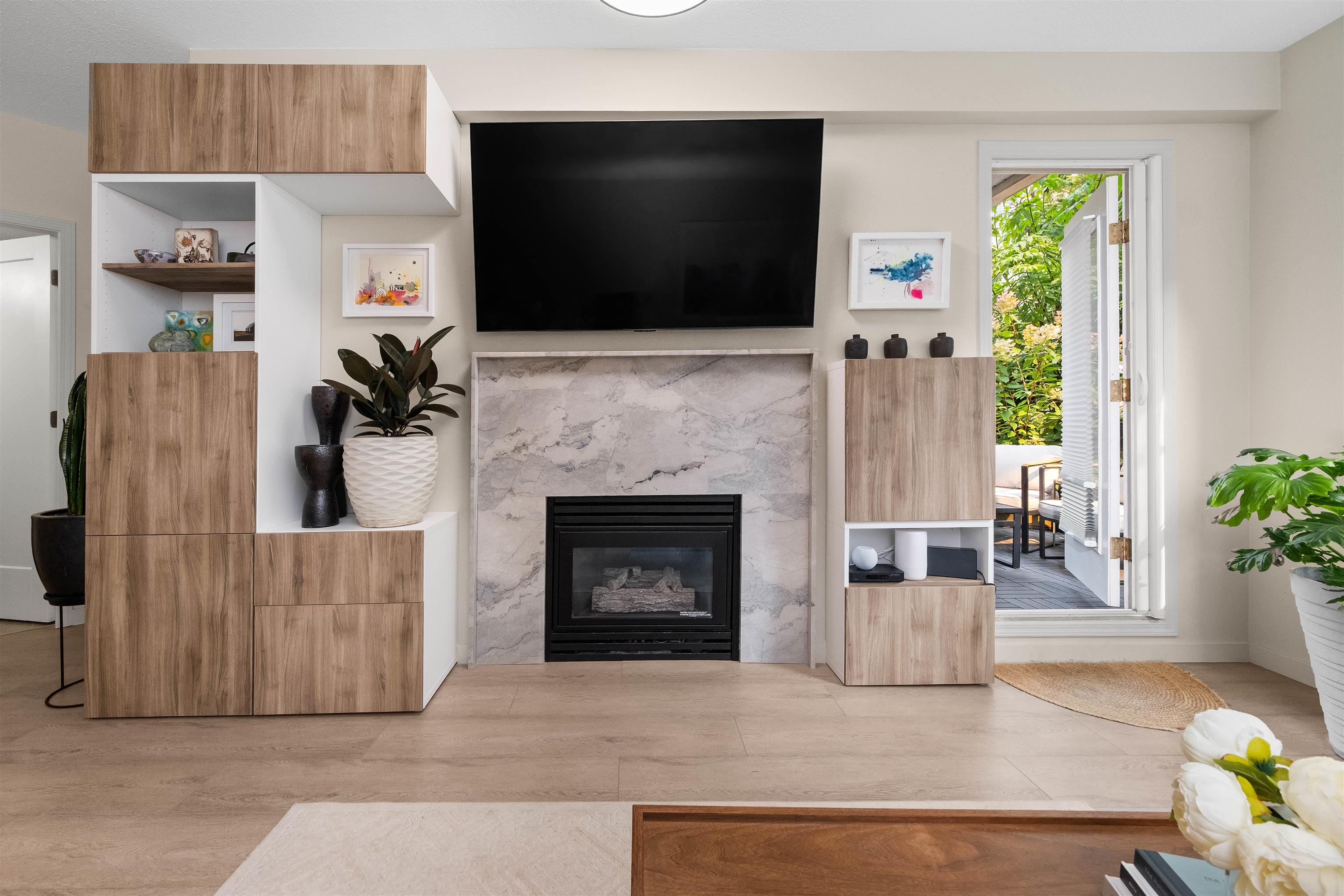 3608 Deercrest Drive #210, North Vancouver, BC V7G 2S8