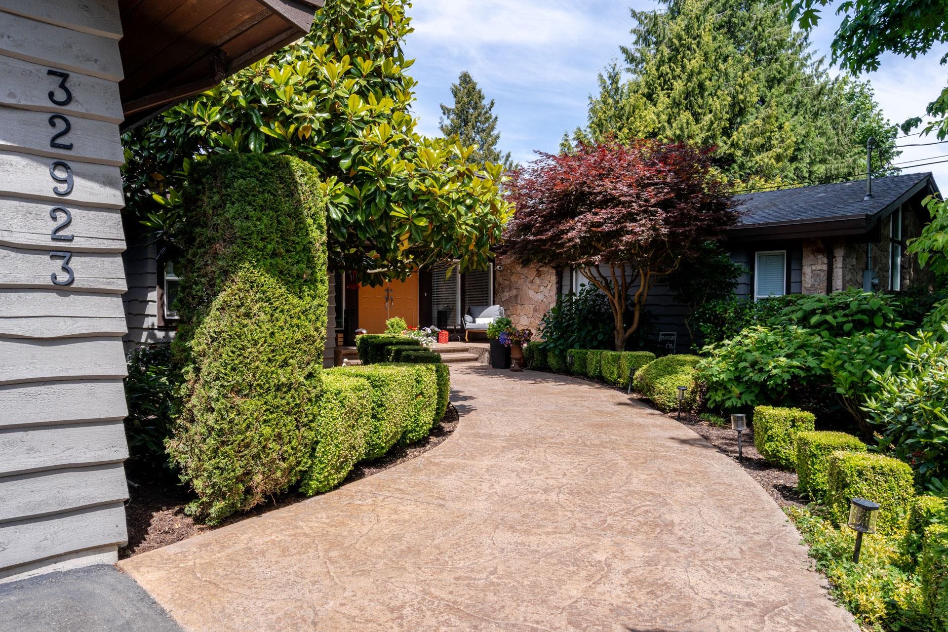 32923 Clayburn Road, Abbotsford, BC V4X 1W7