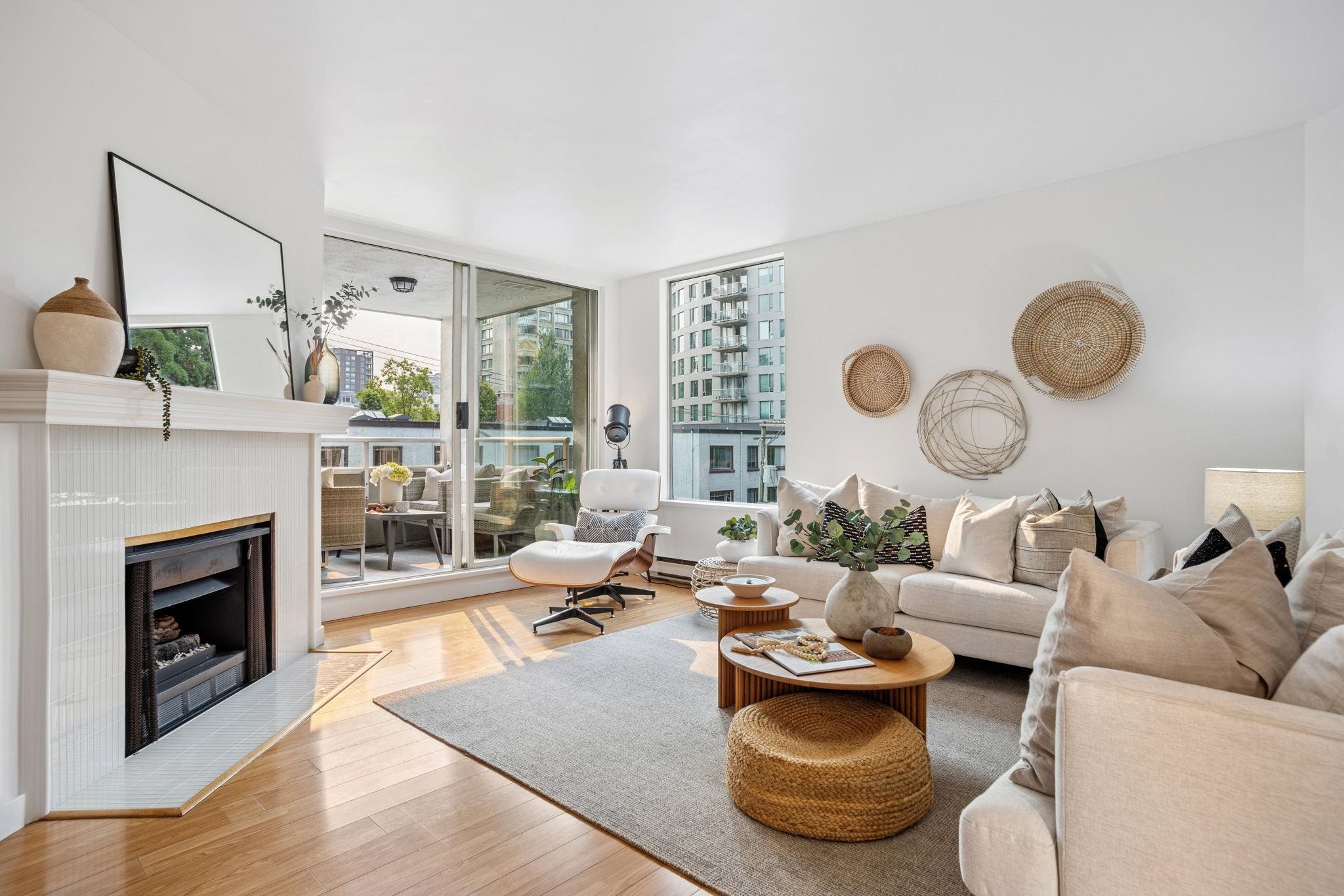 1220 Barclay Street #304, Vancouver, BC V6E 1H3