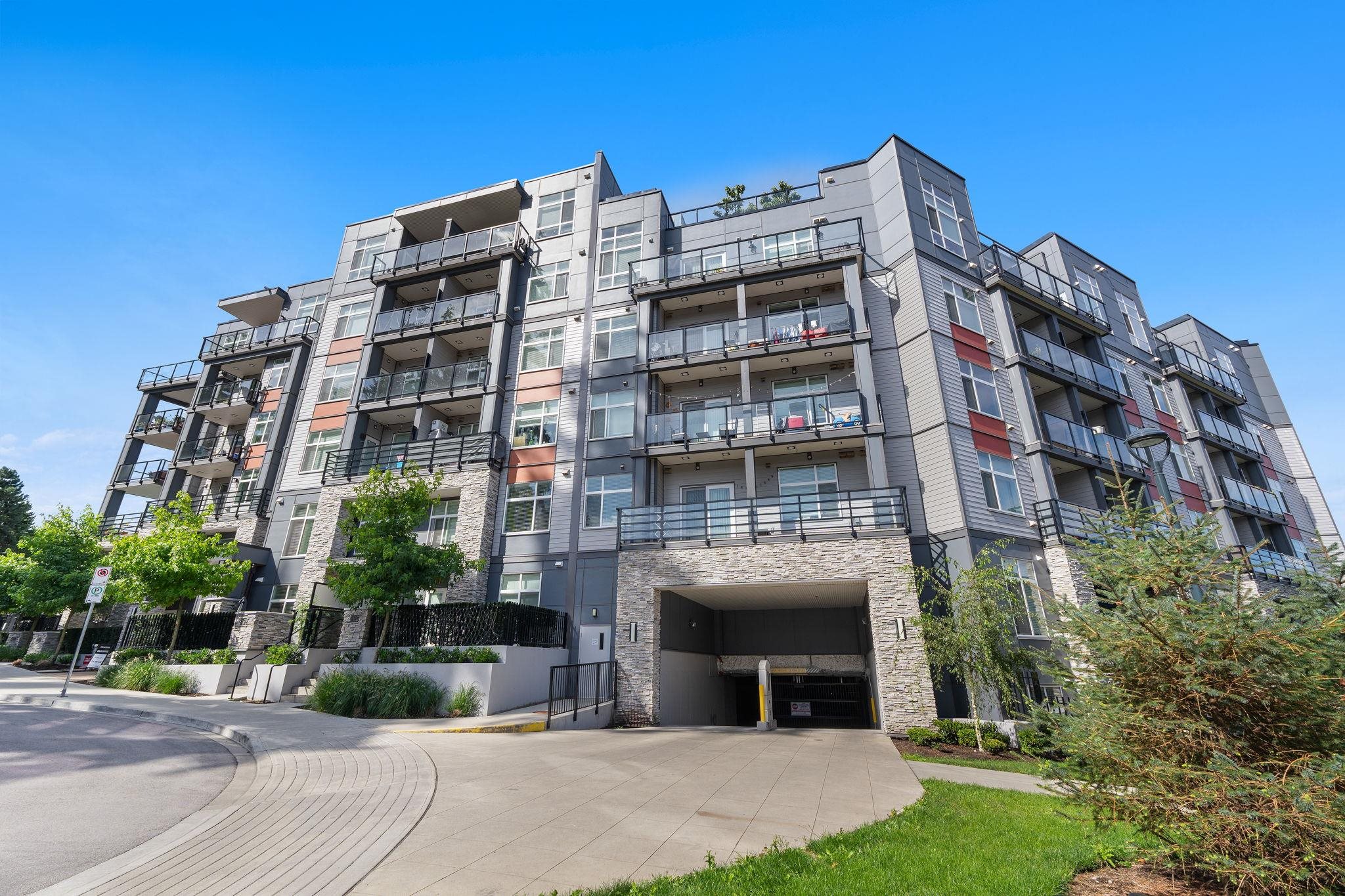 11077 Ravine Rd #418 #418, Surrey, BC V3T 0R7