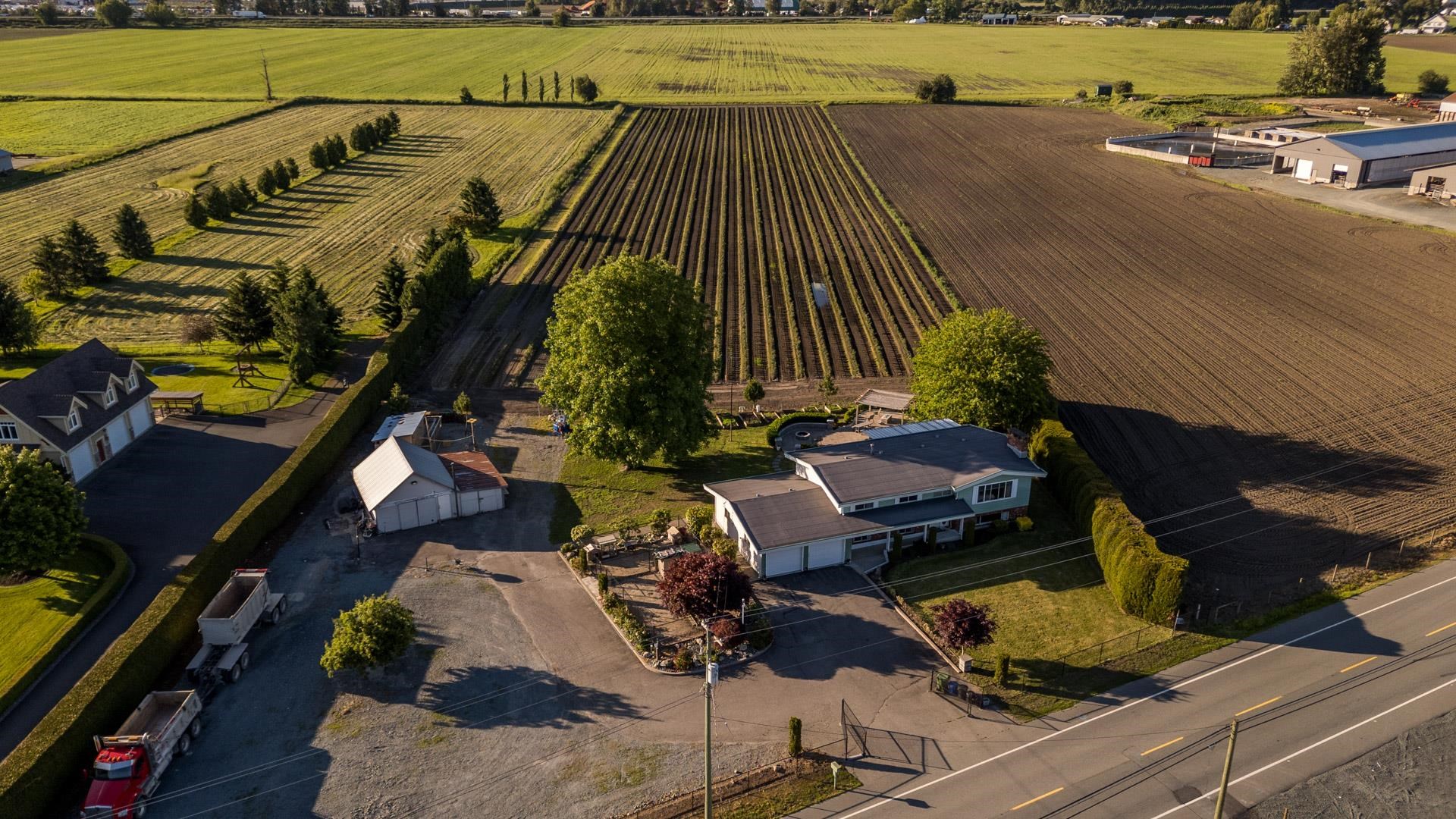 42505 Yale Rd, Chilliwack, BC V2R 4J4