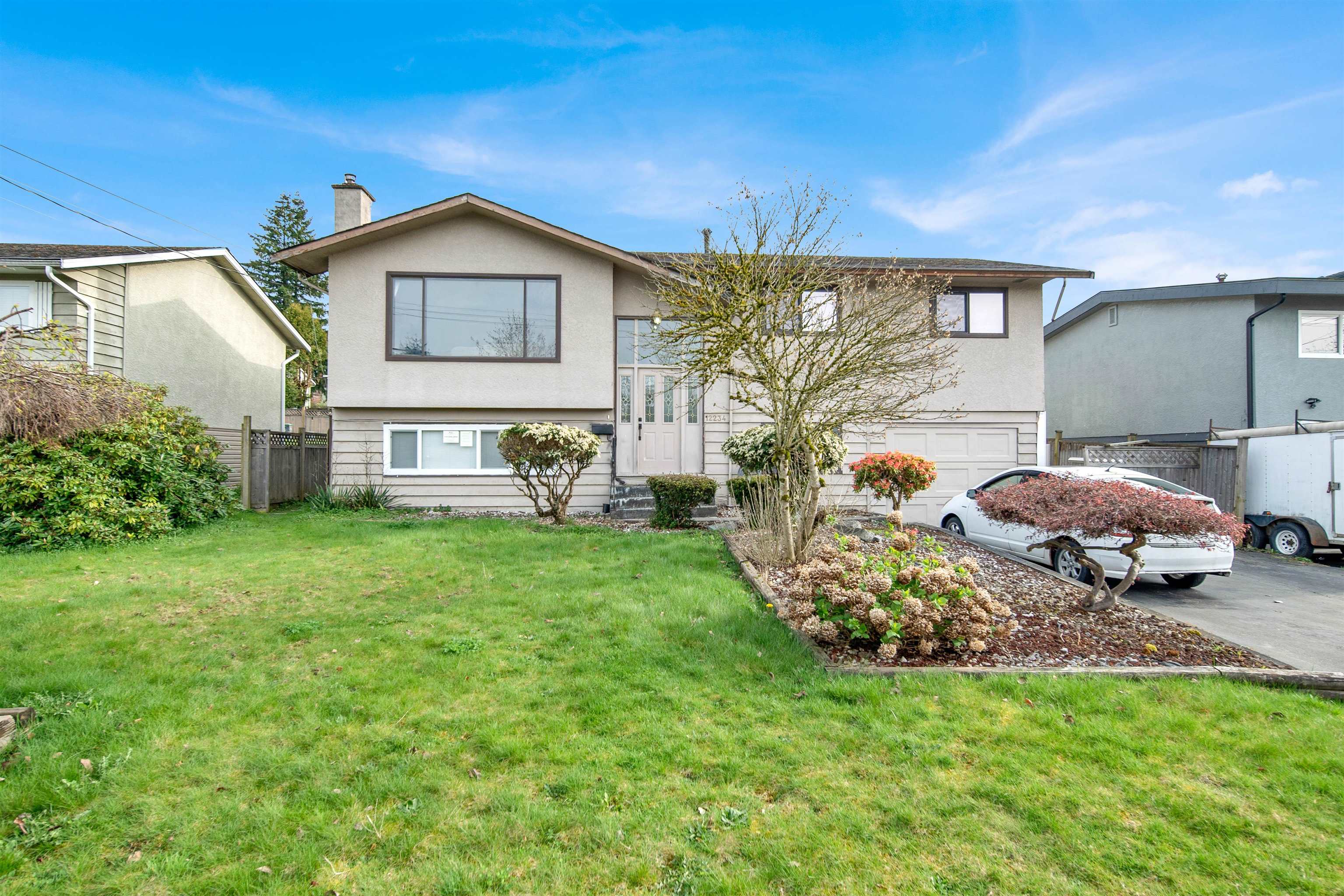 99a Avenue, Surrey, BC V3V 2R2