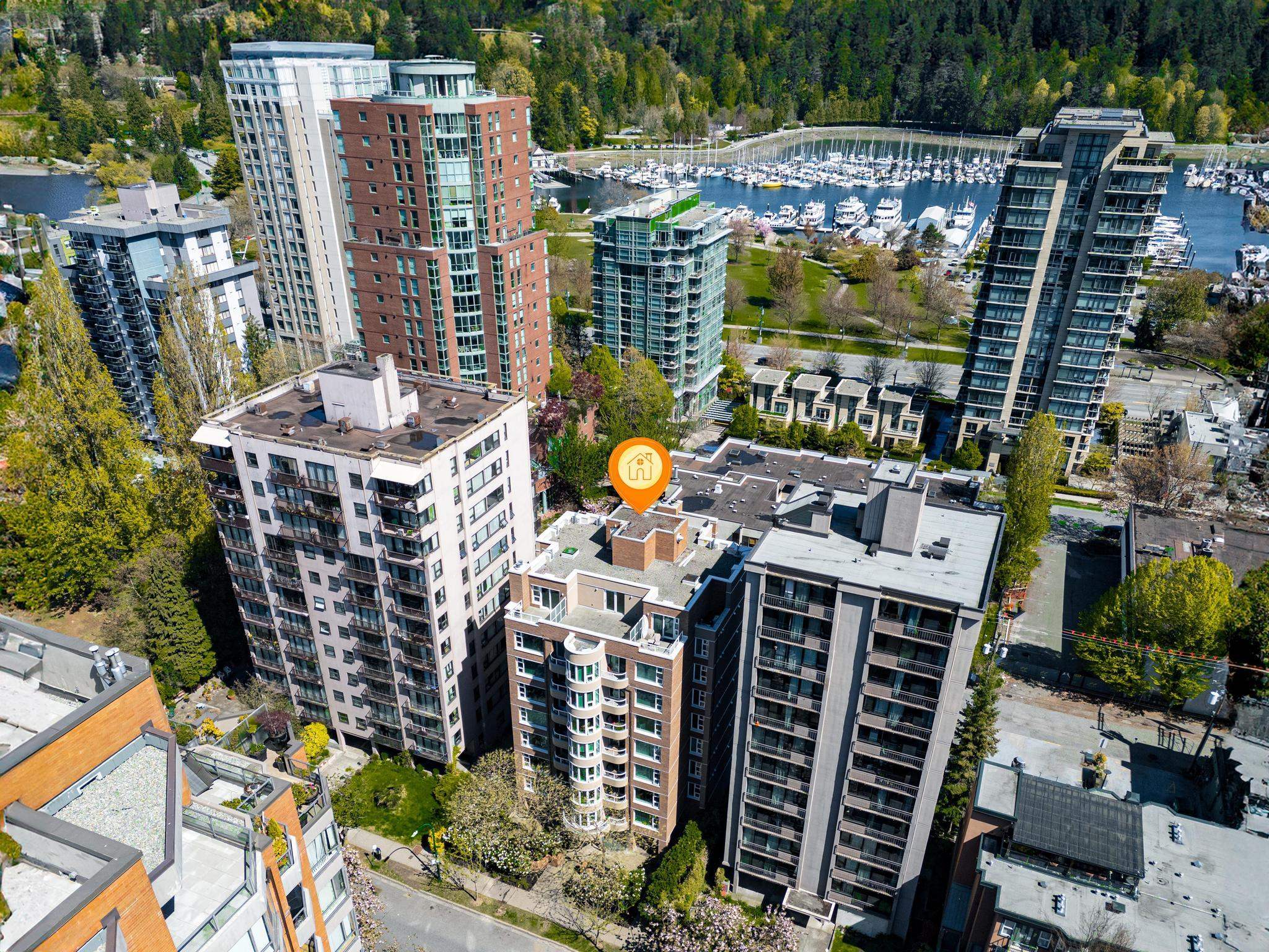 1845 Robson Street #203, Vancouver, BC V6G 1E4