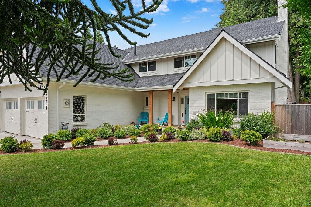 20 Avenue, Surrey, BC V4A 6J3