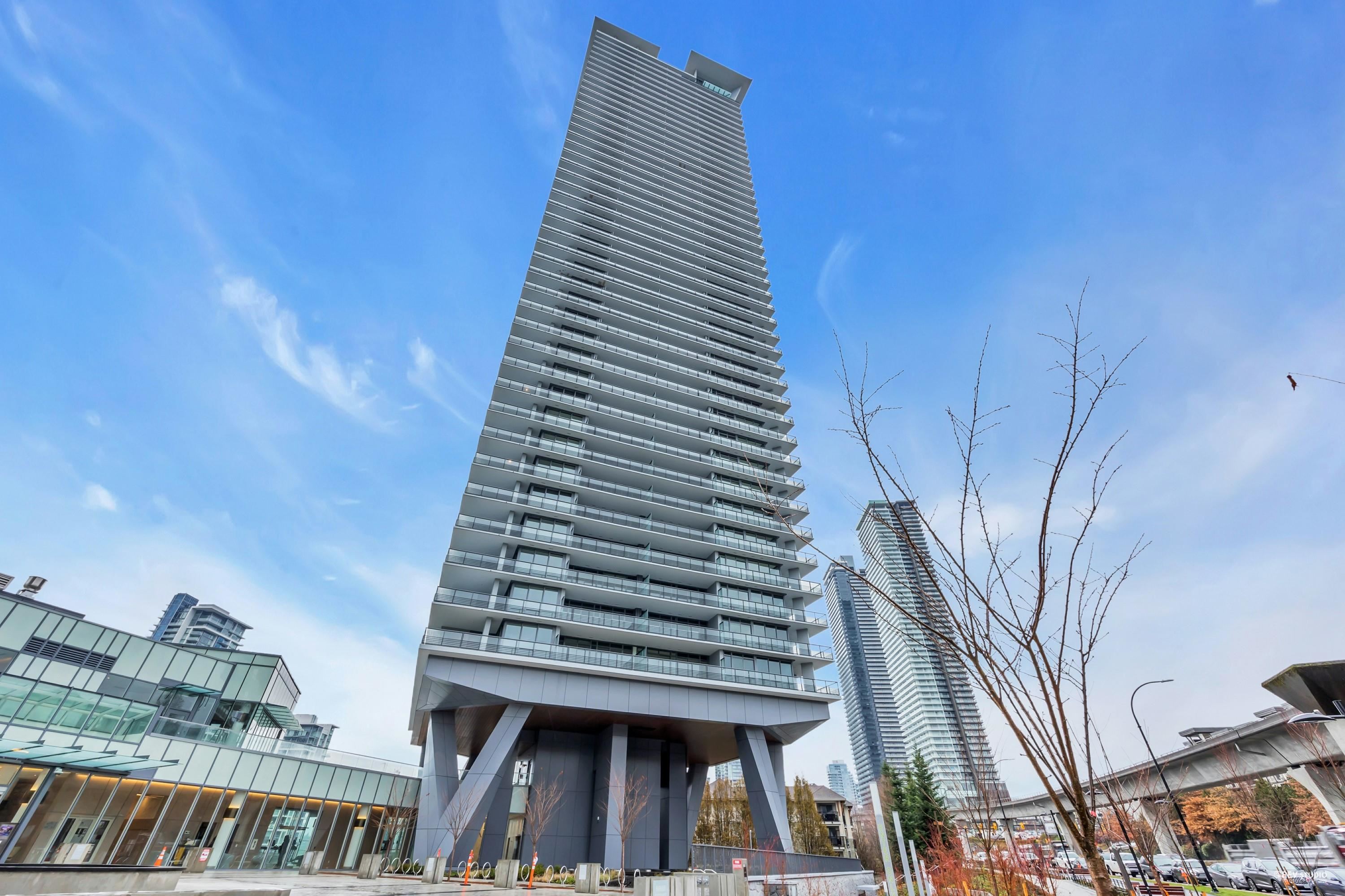 4720 Lougheed Hwy #410, Burnaby, BC V5C 0M8