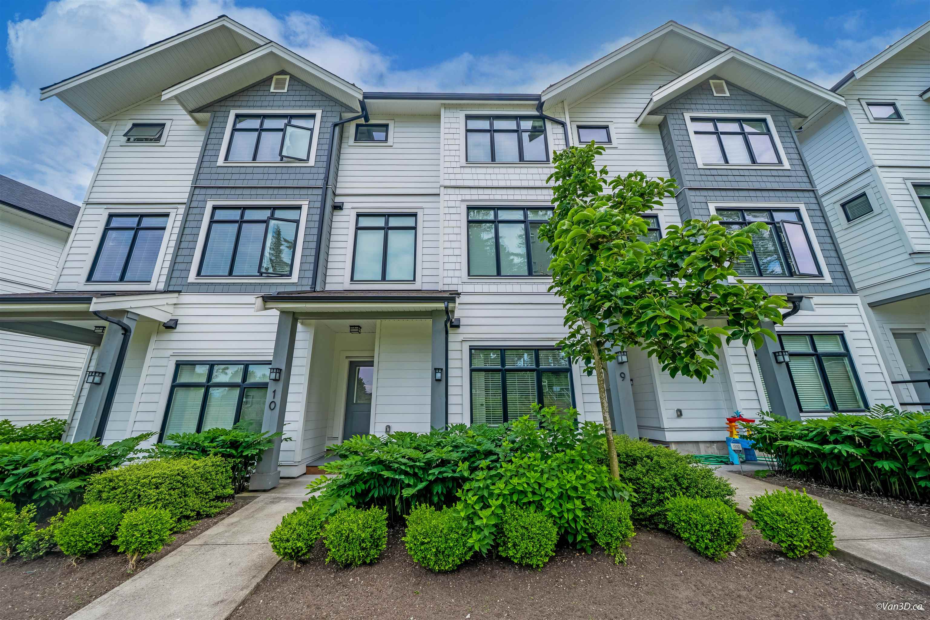 17557 100 Avenue #10, Surrey, BC V4N 6V5