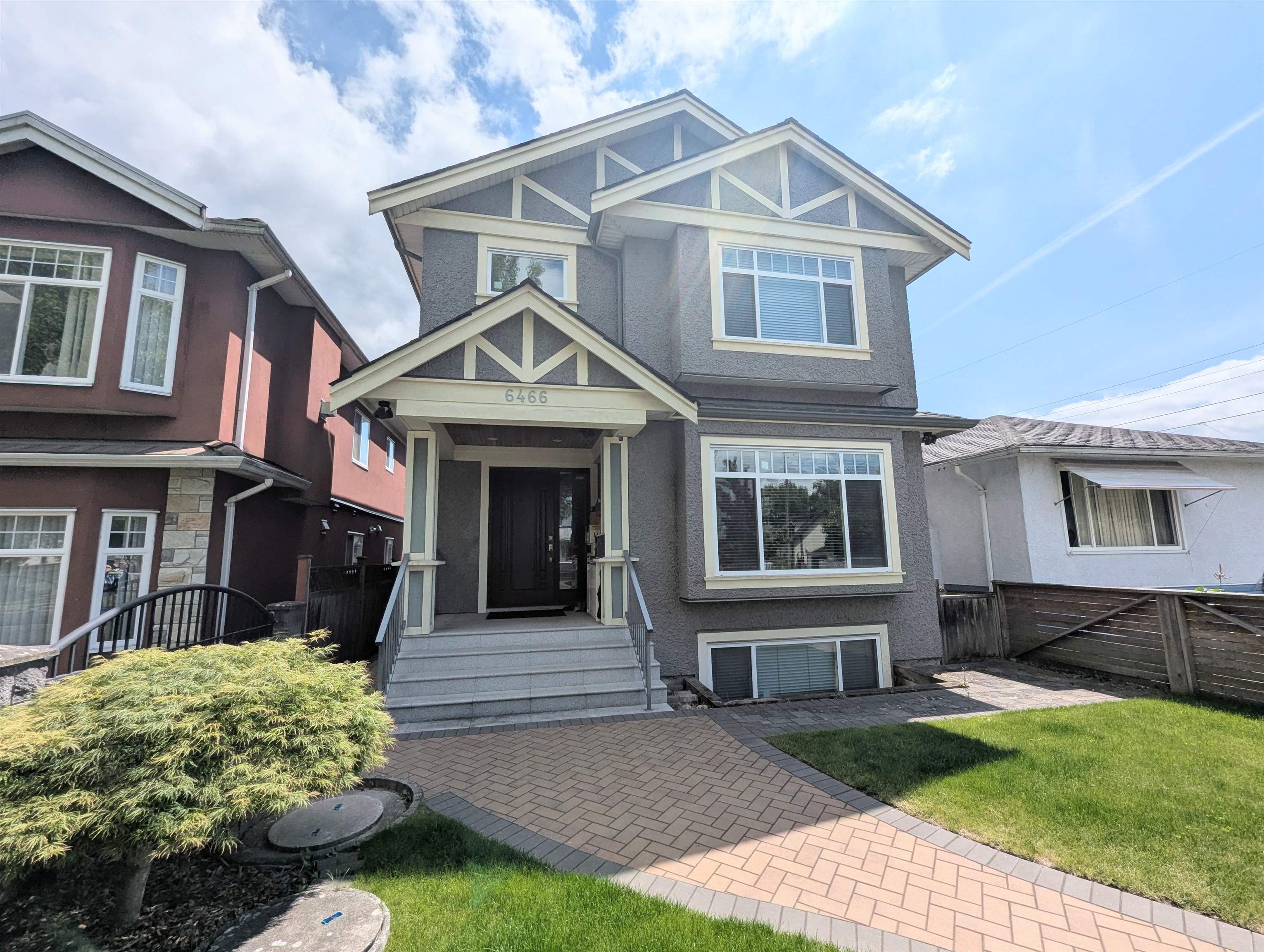 6466 Commercial Street, Vancouver, BC V5P 3P3