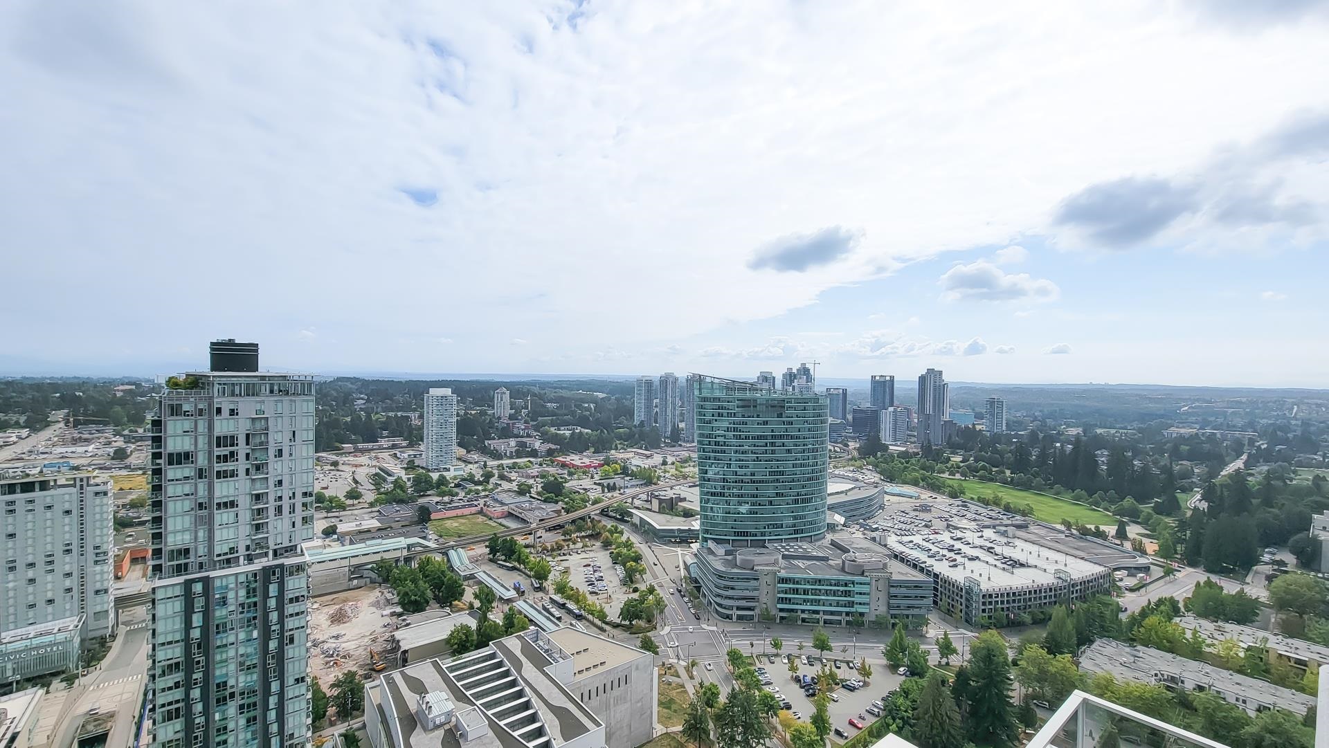 13350 Central Avenue #3608, Surrey, BC V3T 0S1
