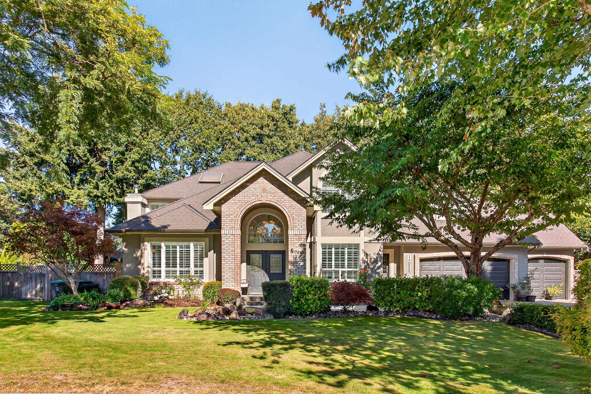 29a Avenue, Surrey, BC V4P 2J8