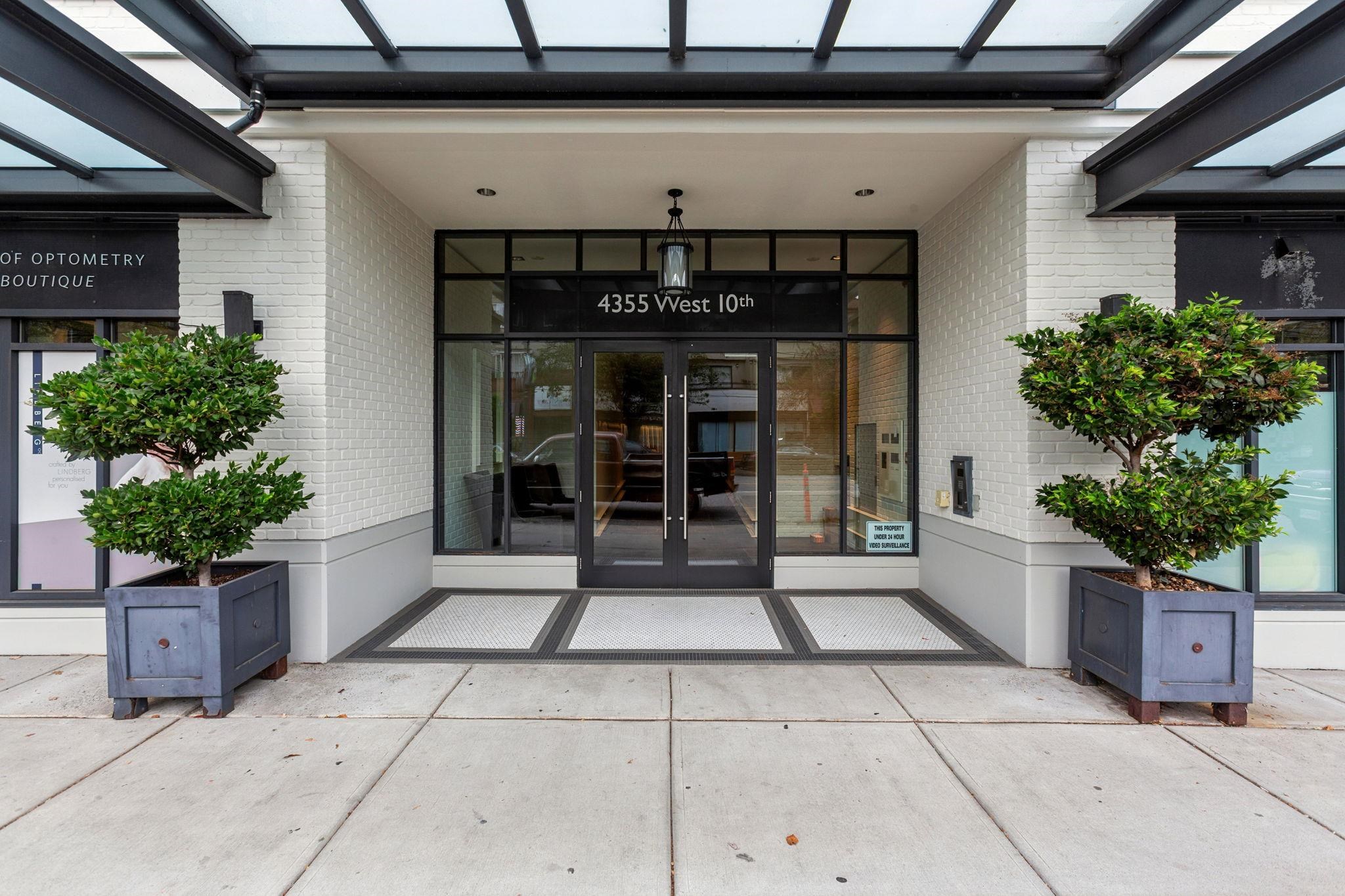 4355 West 10th Avenue #306, Vancouver, BC V6R 2H6