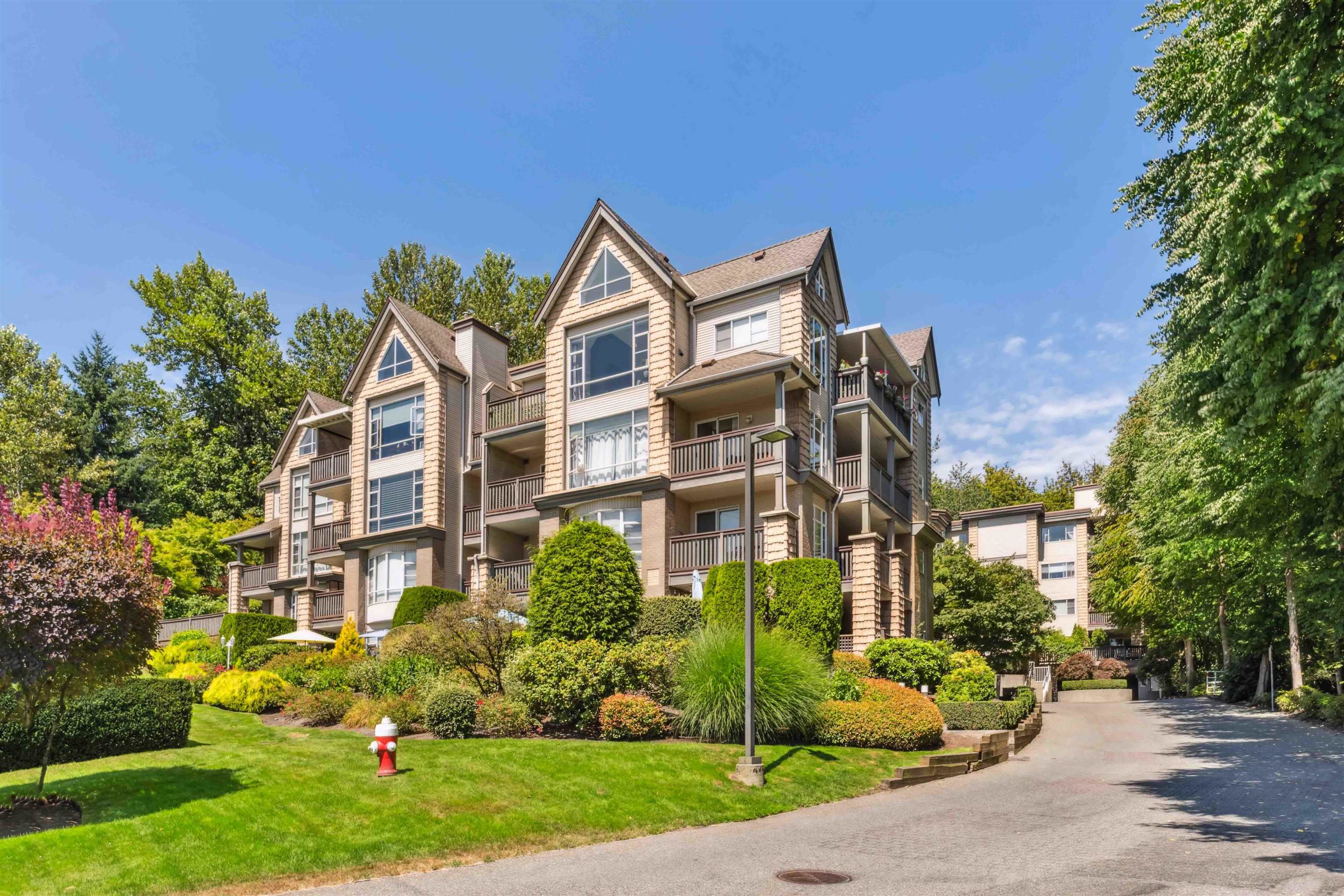 22233 River Road #206, Maple Ridge, BC V2X 3N7