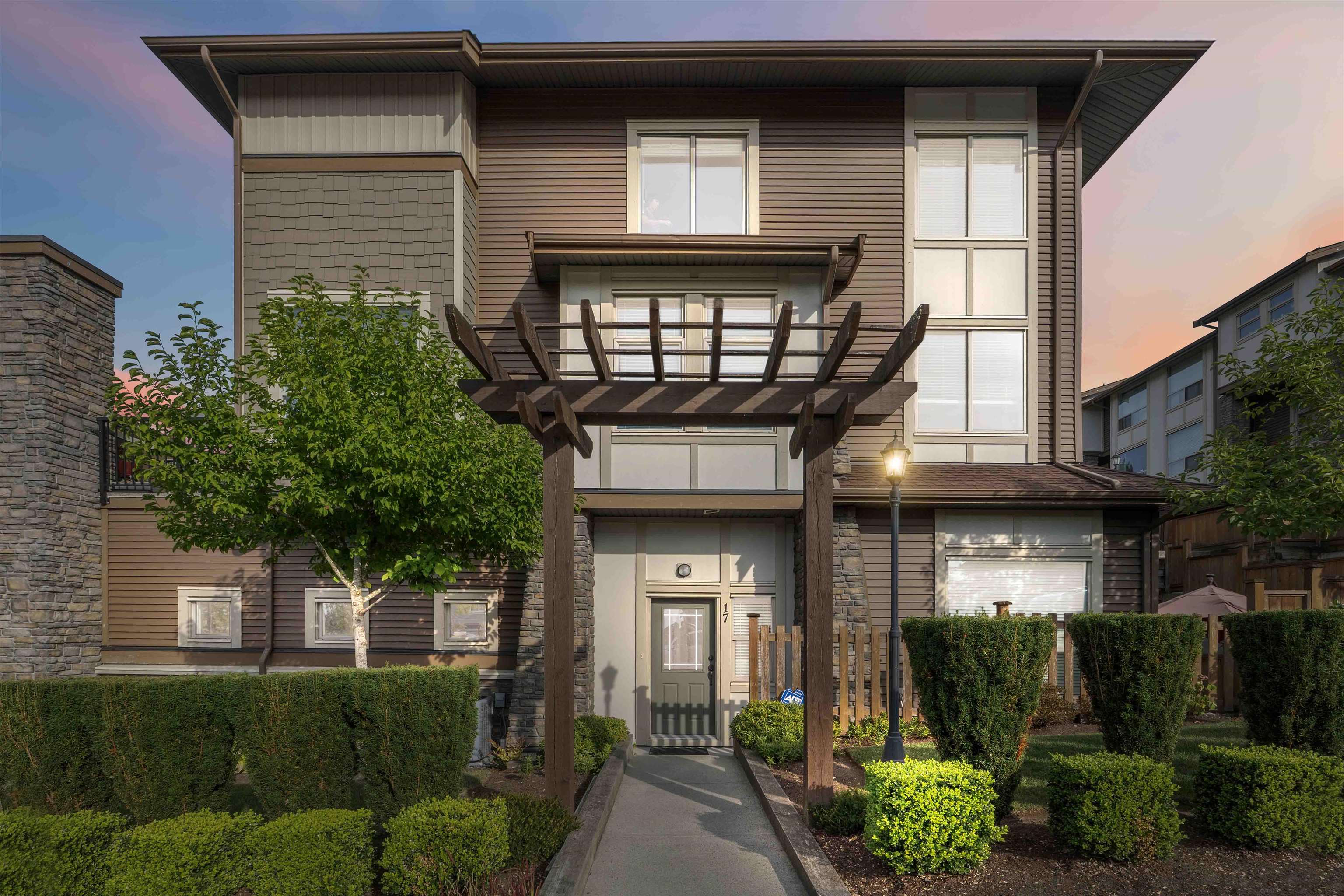 10480 248 Street #17, Maple Ridge, BC V2W 0J4