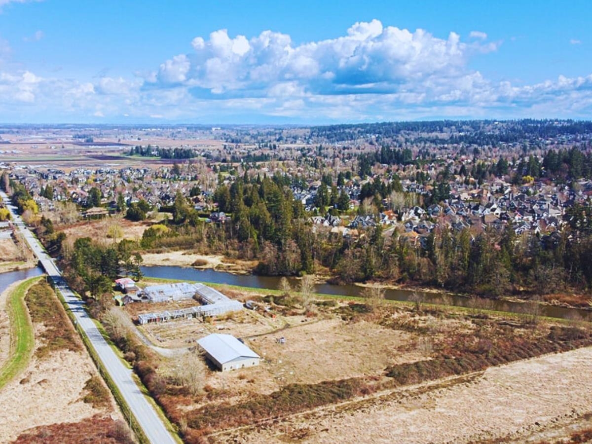 40 Avenue, Surrey, BC V3Z 1E6