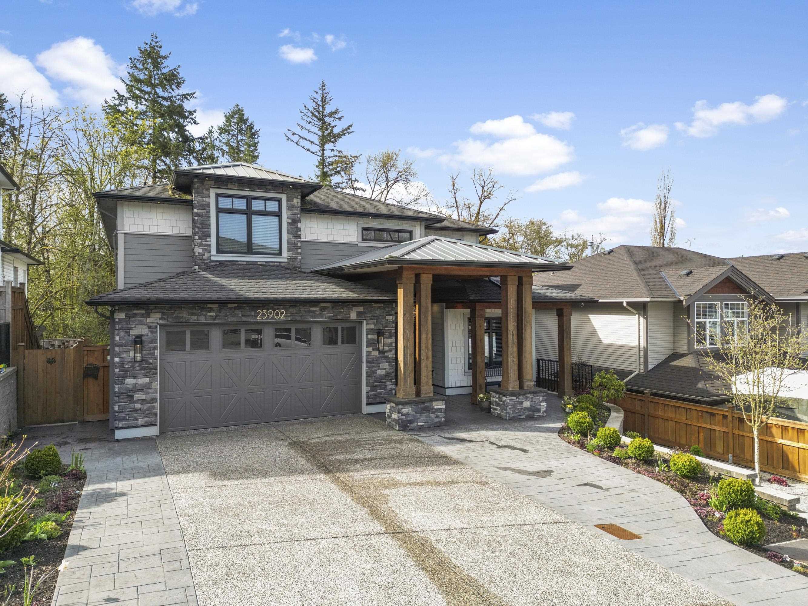 117b Avenue, Maple Ridge, BC V4R 2V6