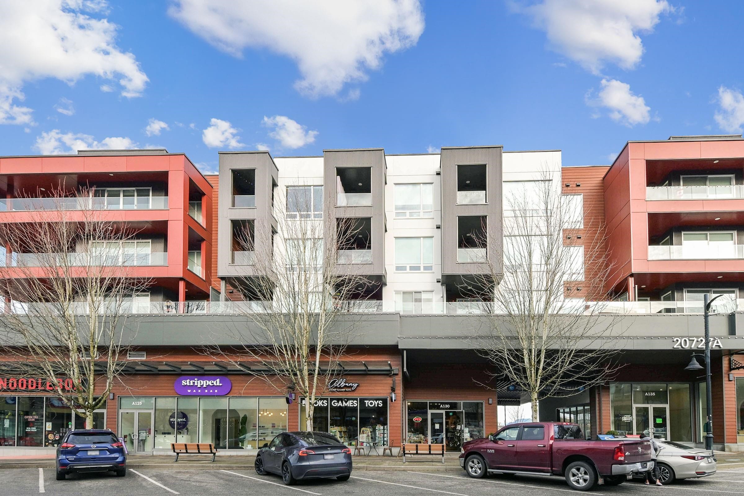 20727 Willoughby Town Centre Dr A414, Langley, BC V2Y 3N1