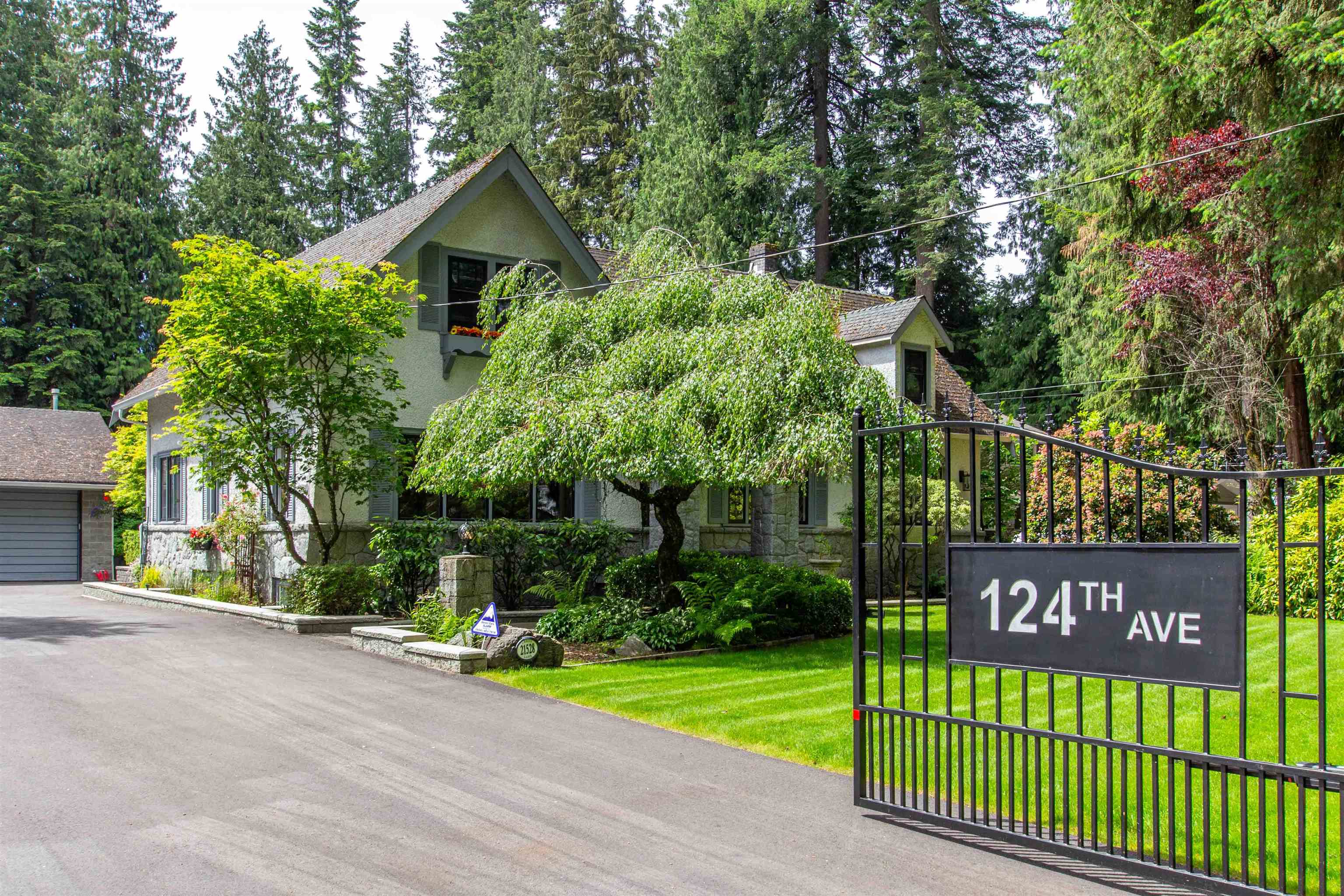124 Avenue, Maple Ridge, BC V2X 4H3