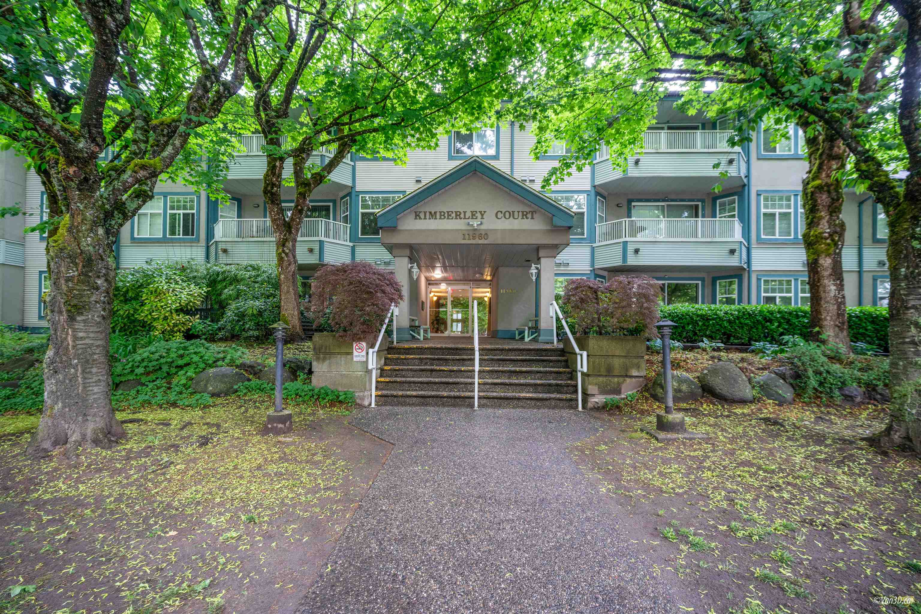 11960 Harris Road #305, Pitt Meadows, BC V3Y 2R1