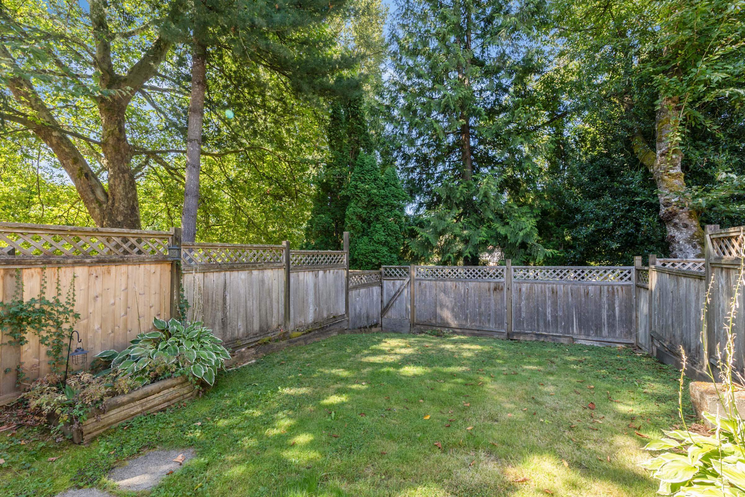 12123 Schmidt Crescent, Maple Ridge, BC V2X 8A2