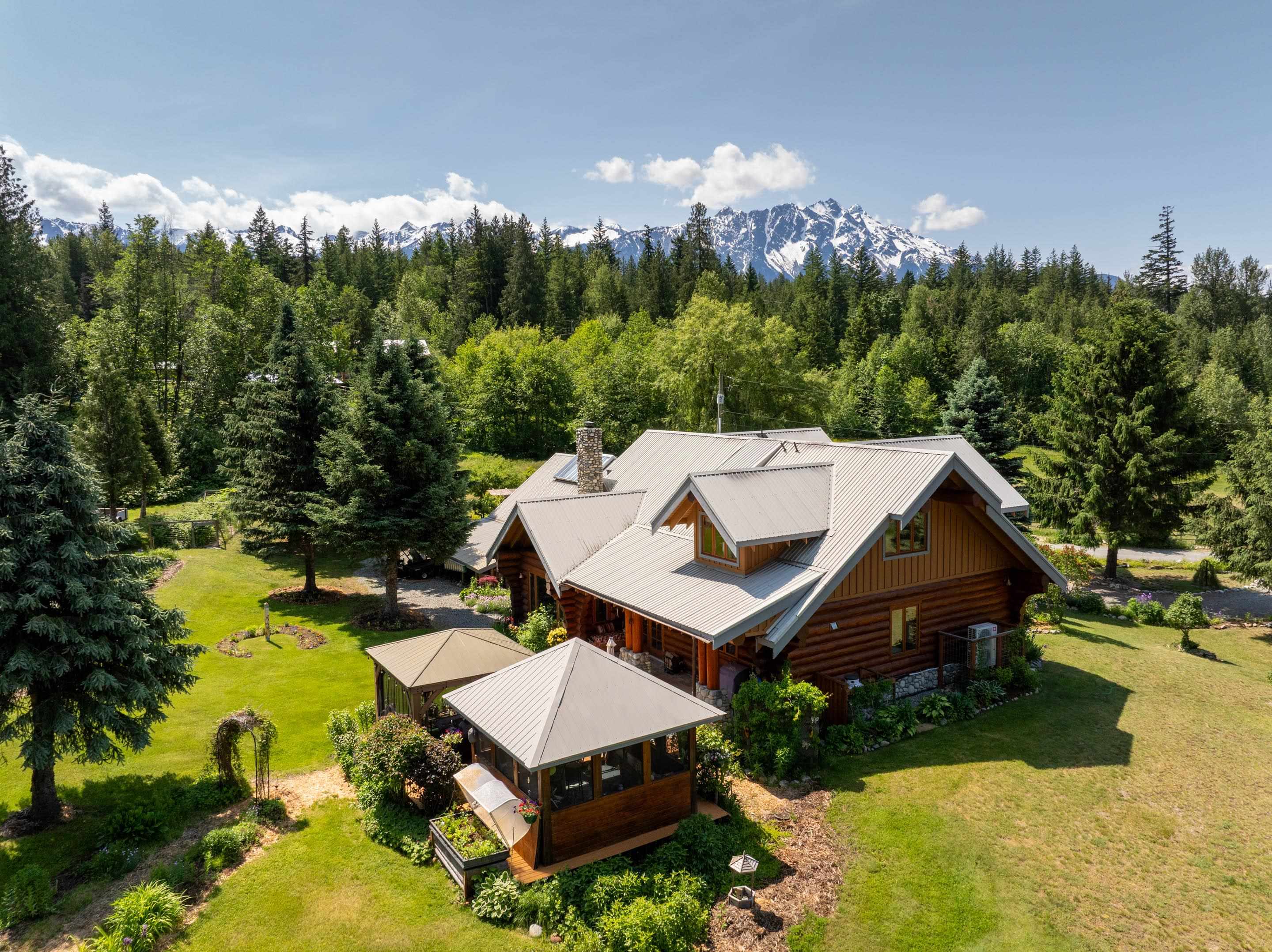 7744 Owl Ridge Road, Pemberton, BC V0N 2K0