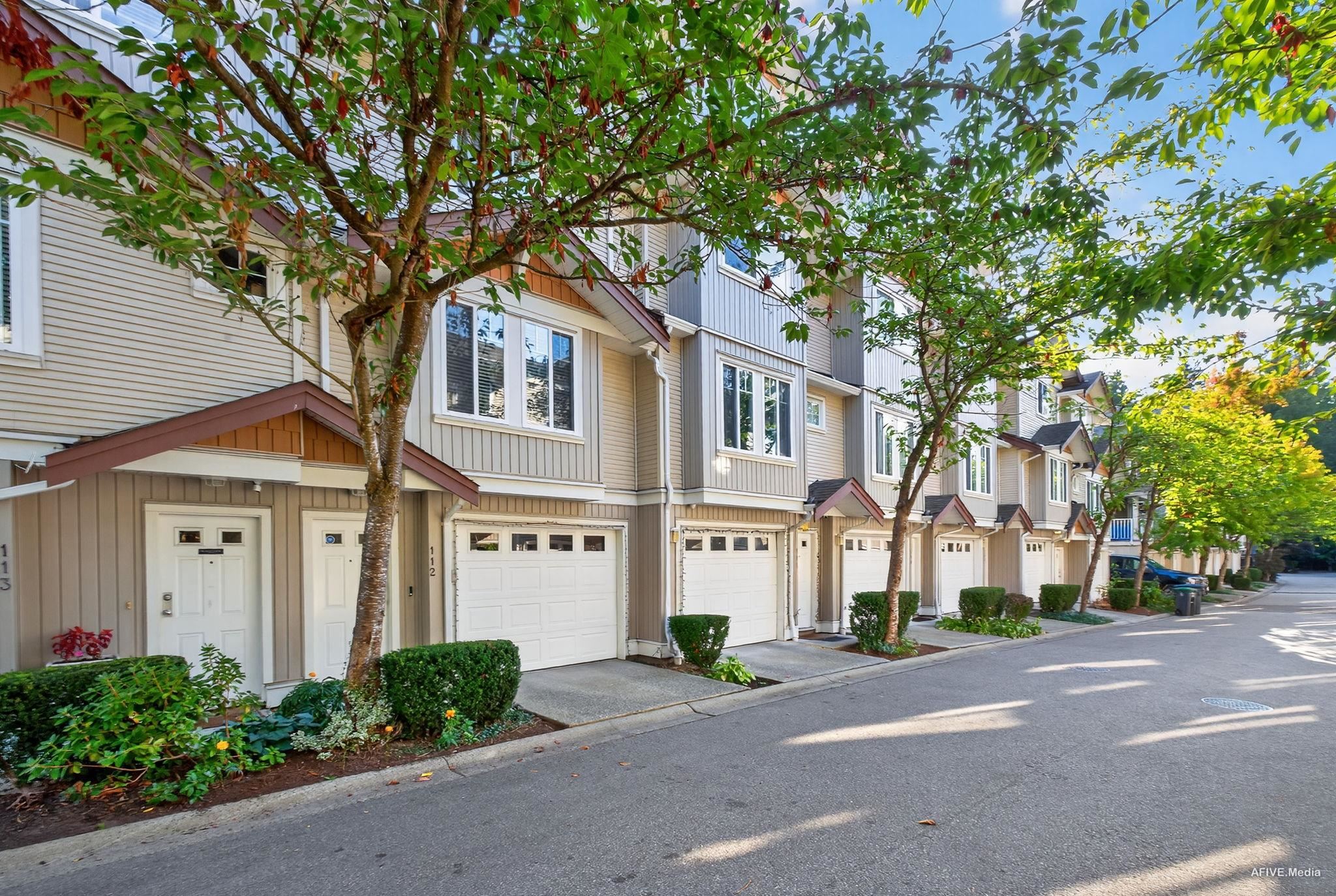 12711 64 Avenue #112, Surrey, BC V3W 1X1