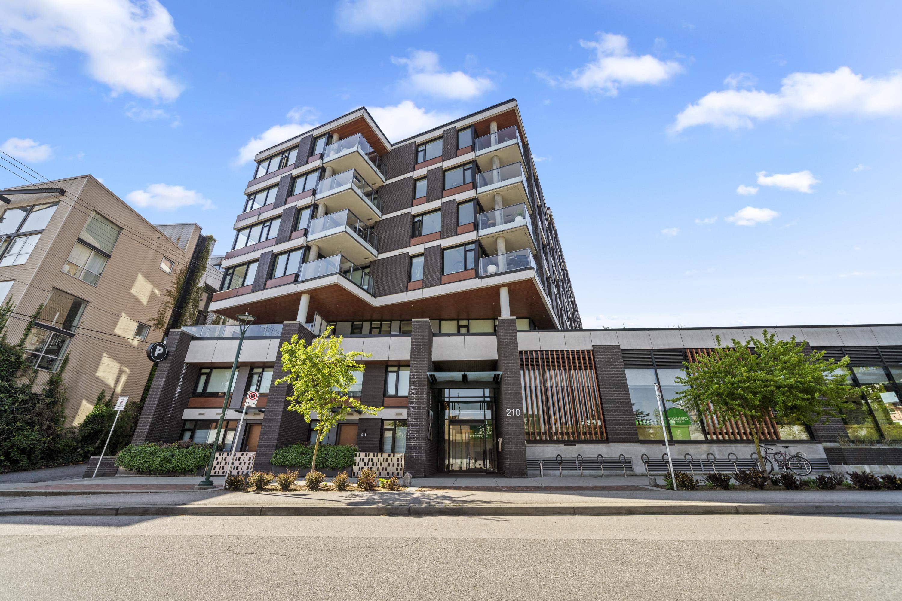 210 East 5th Avenue #302, Vancouver, BC V5T 0K1