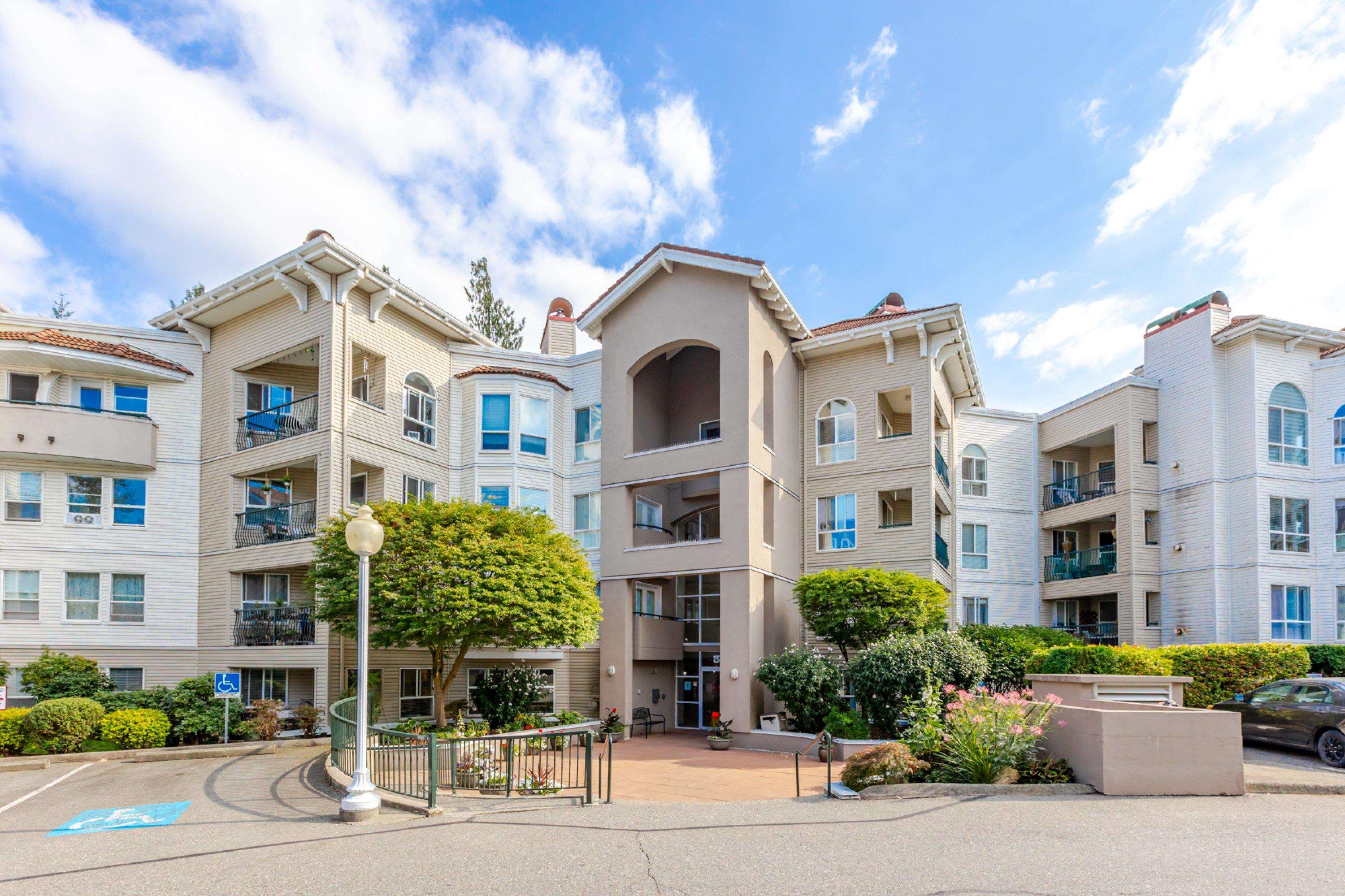 3176 Gladwin Road #208, Abbotsford, BC V2T 6R7