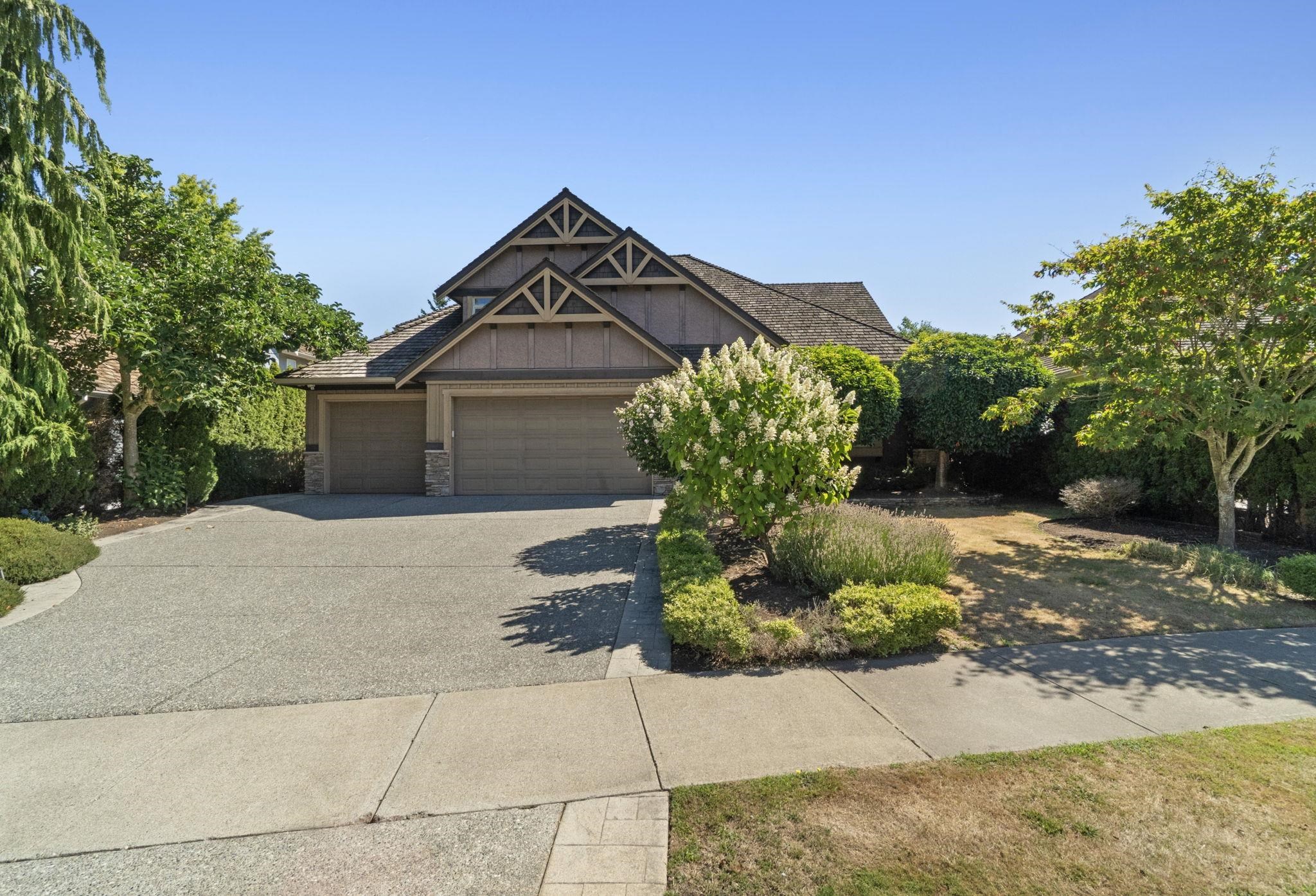 156b Street, Surrey, BC V3Z 0K8