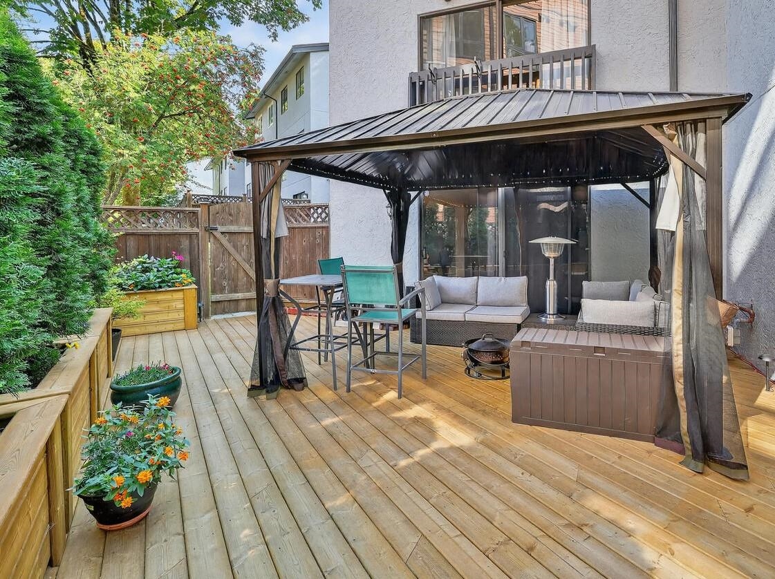 162 James Road, Port Moody, BC V3H 2S4
