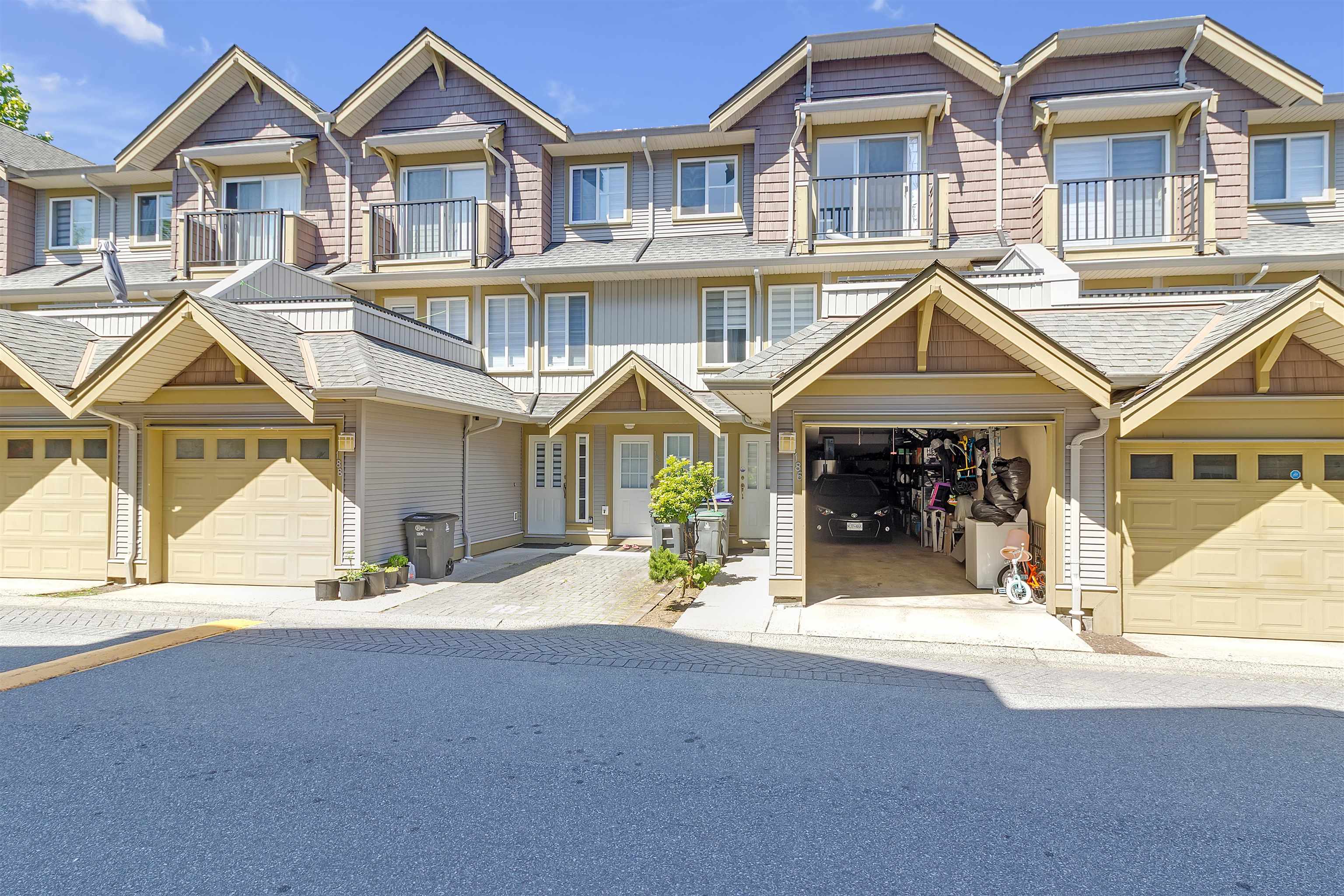 12040 68 Avenue #186, Surrey, BC V3W 1P5