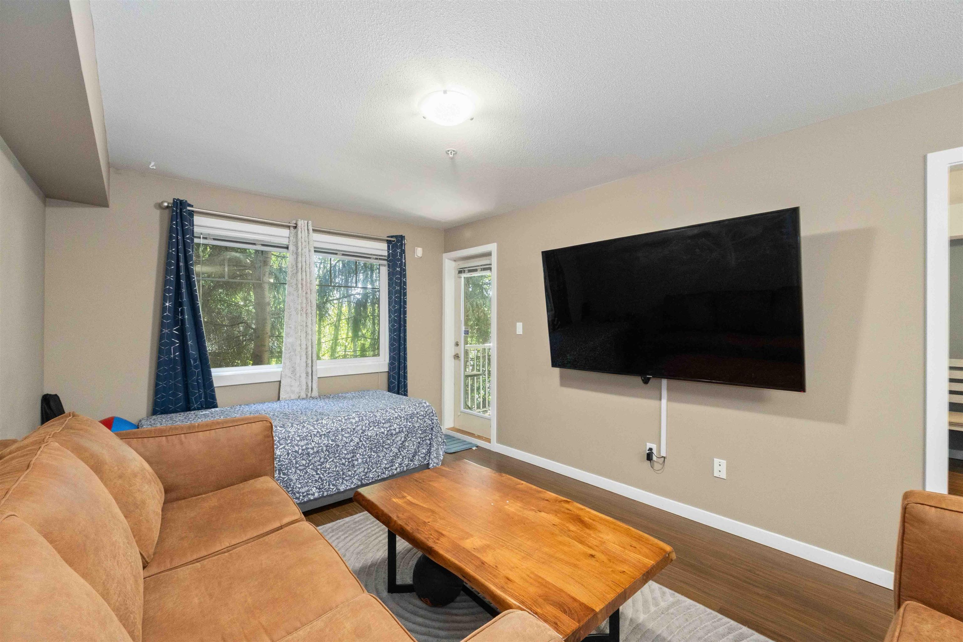 33960 Old Yale Road #101, Abbotsford, BC V2S 2J9