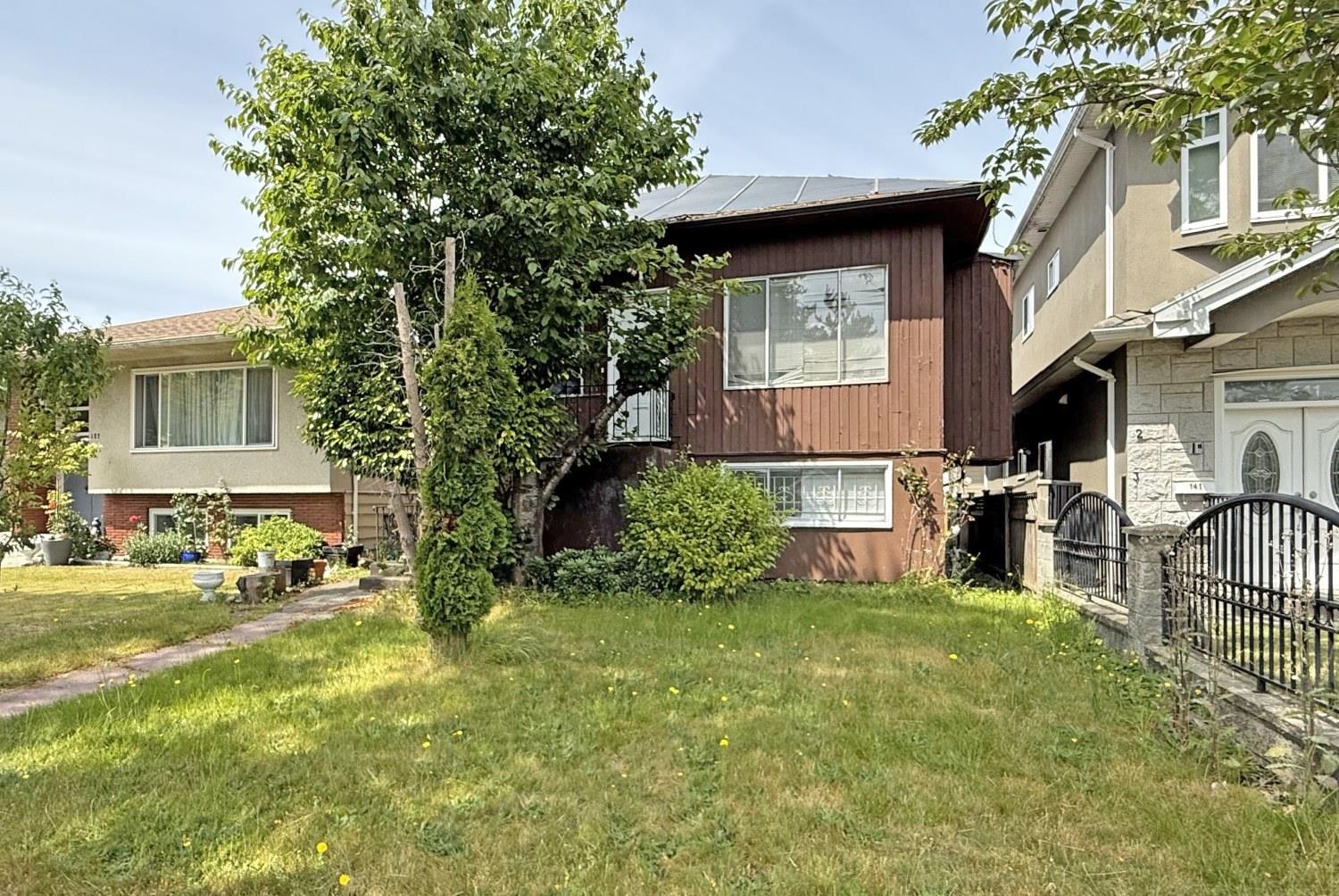135 East 47th Avenue, Vancouver, BC V5W 2A6
