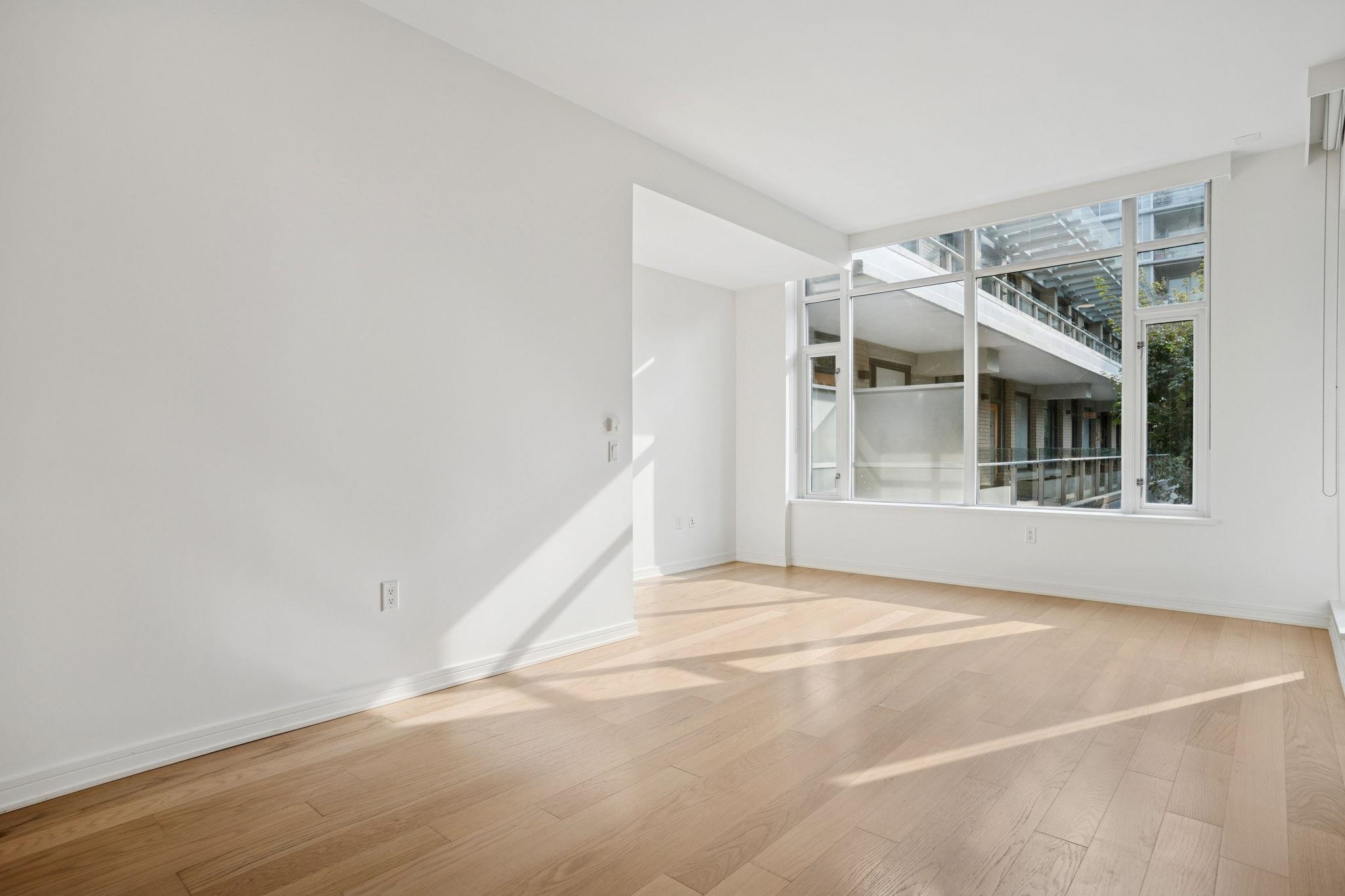 77 Walter Hardwick Avenue #407, Vancouver, BC V5Y 0C6