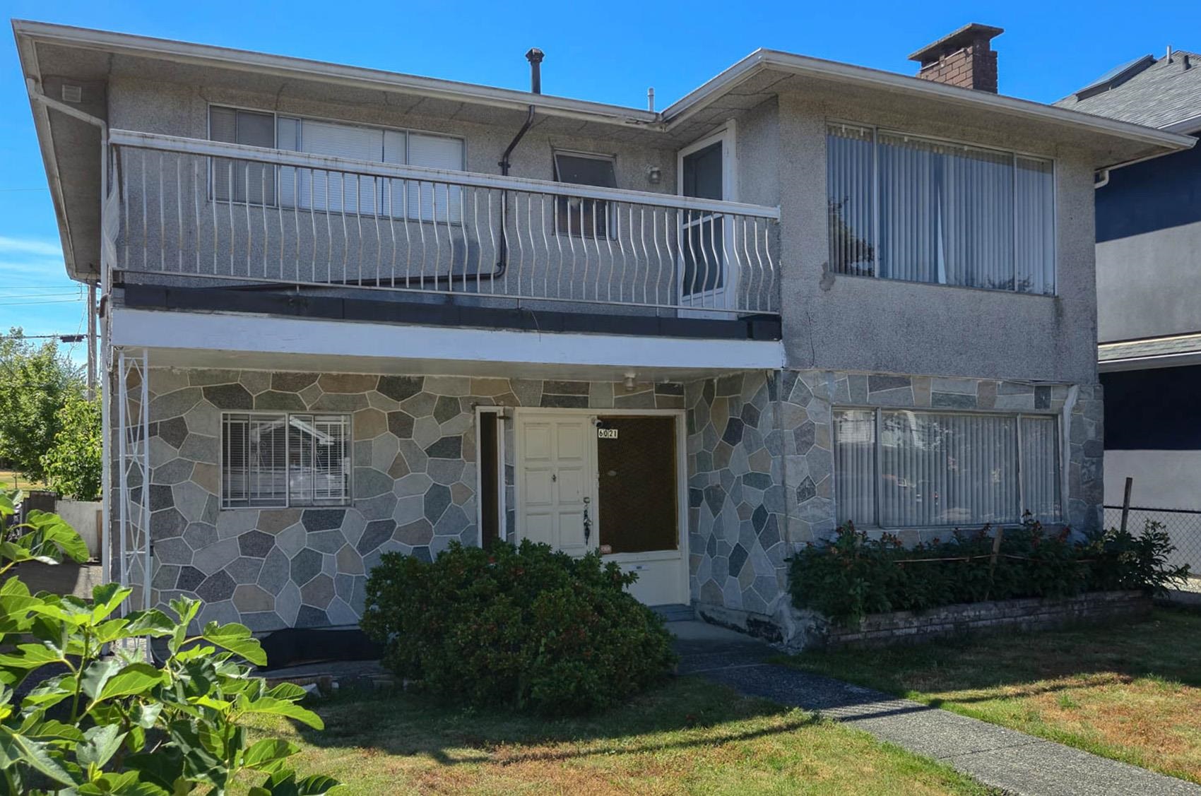 6021 Commercial Street, Vancouver, BC V5P 3P1