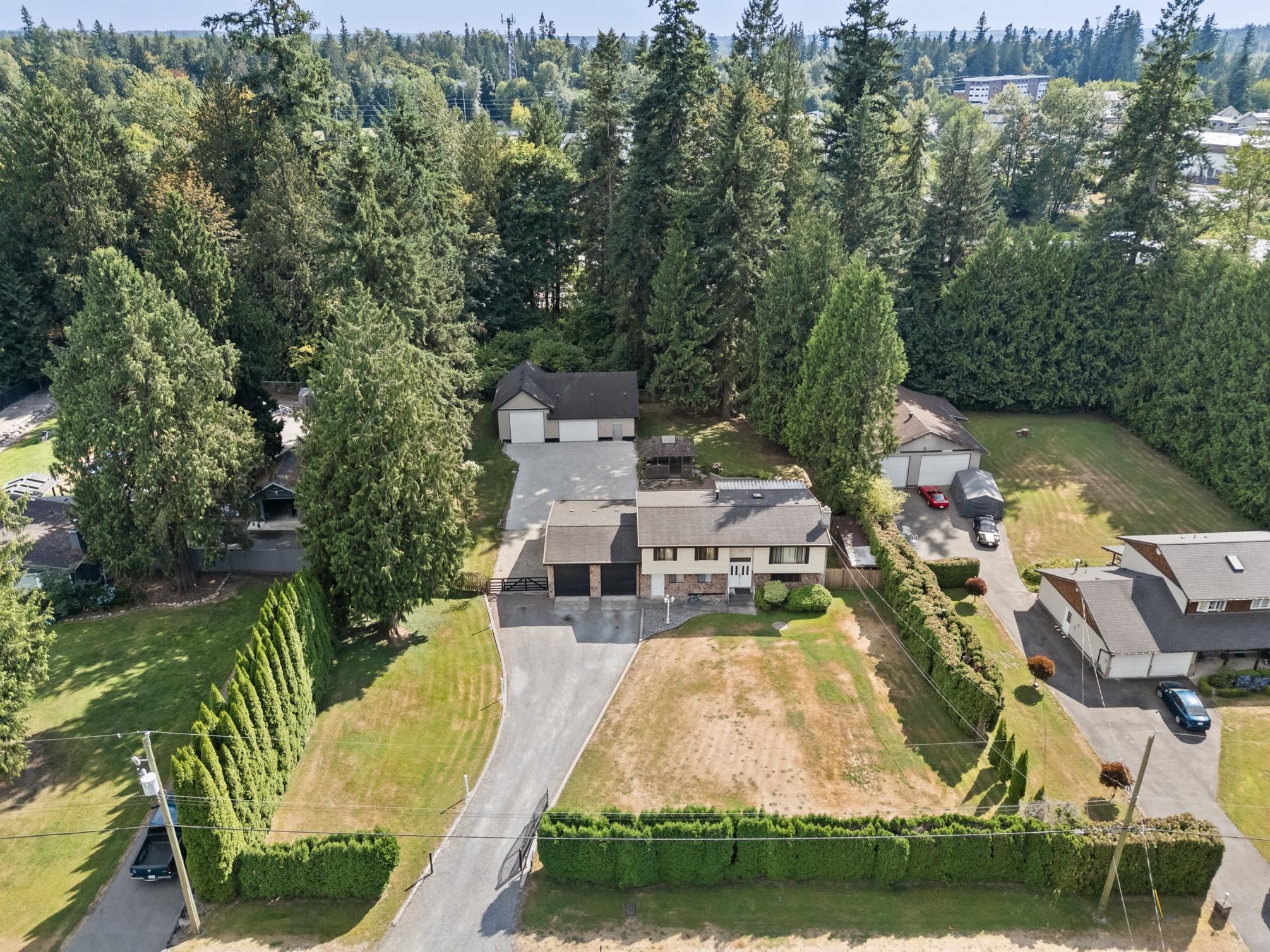 76b Avenue, Langley, BC V1M 2J8