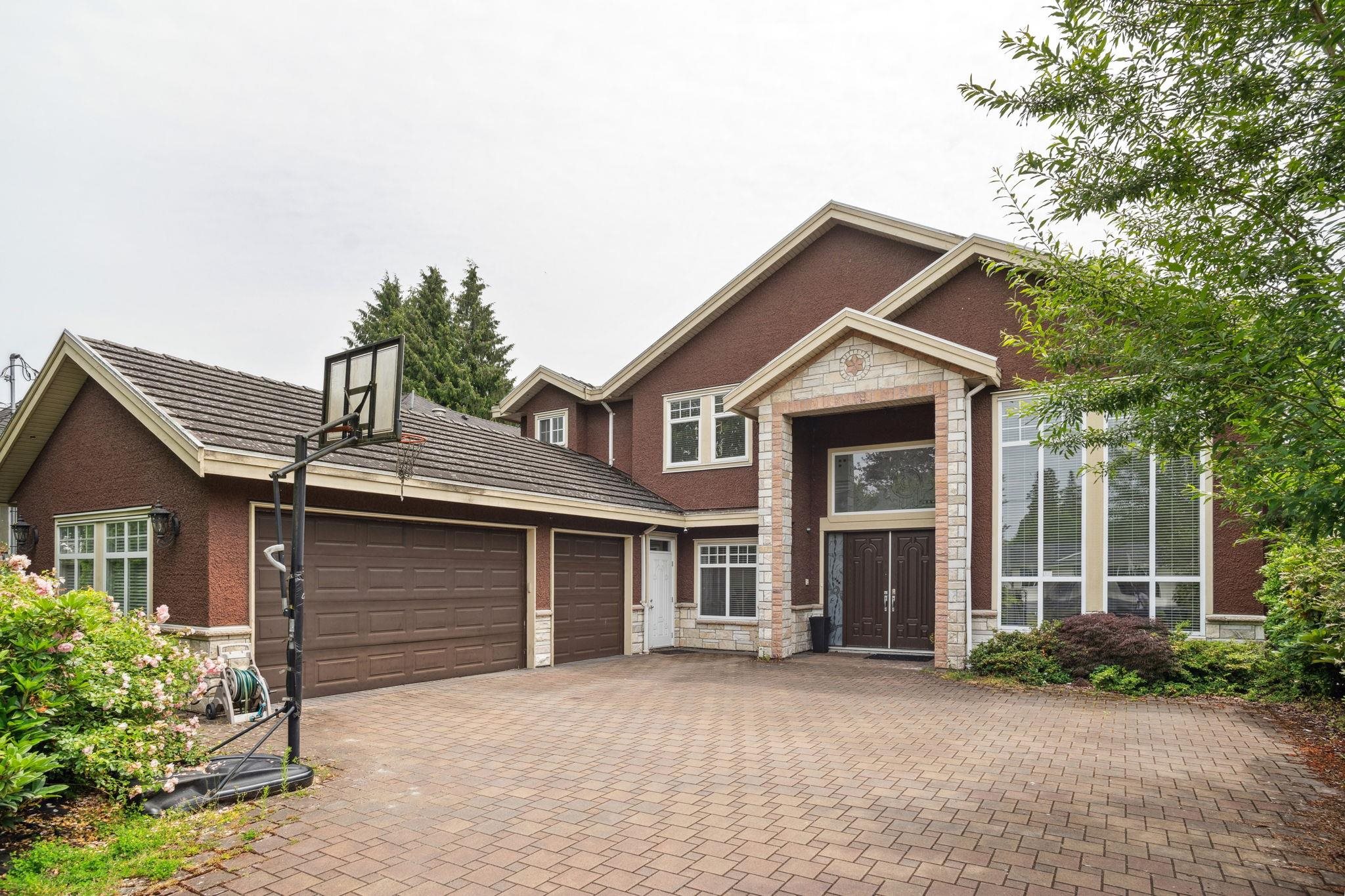 9320 Saunders Road, Richmond, BC V7A 2B3
