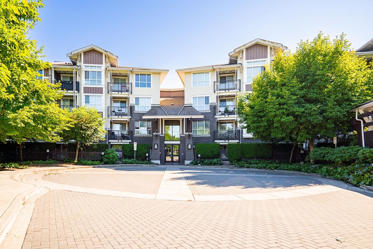 5788 Sidley Street #409, Burnaby, BC V5J 0E4