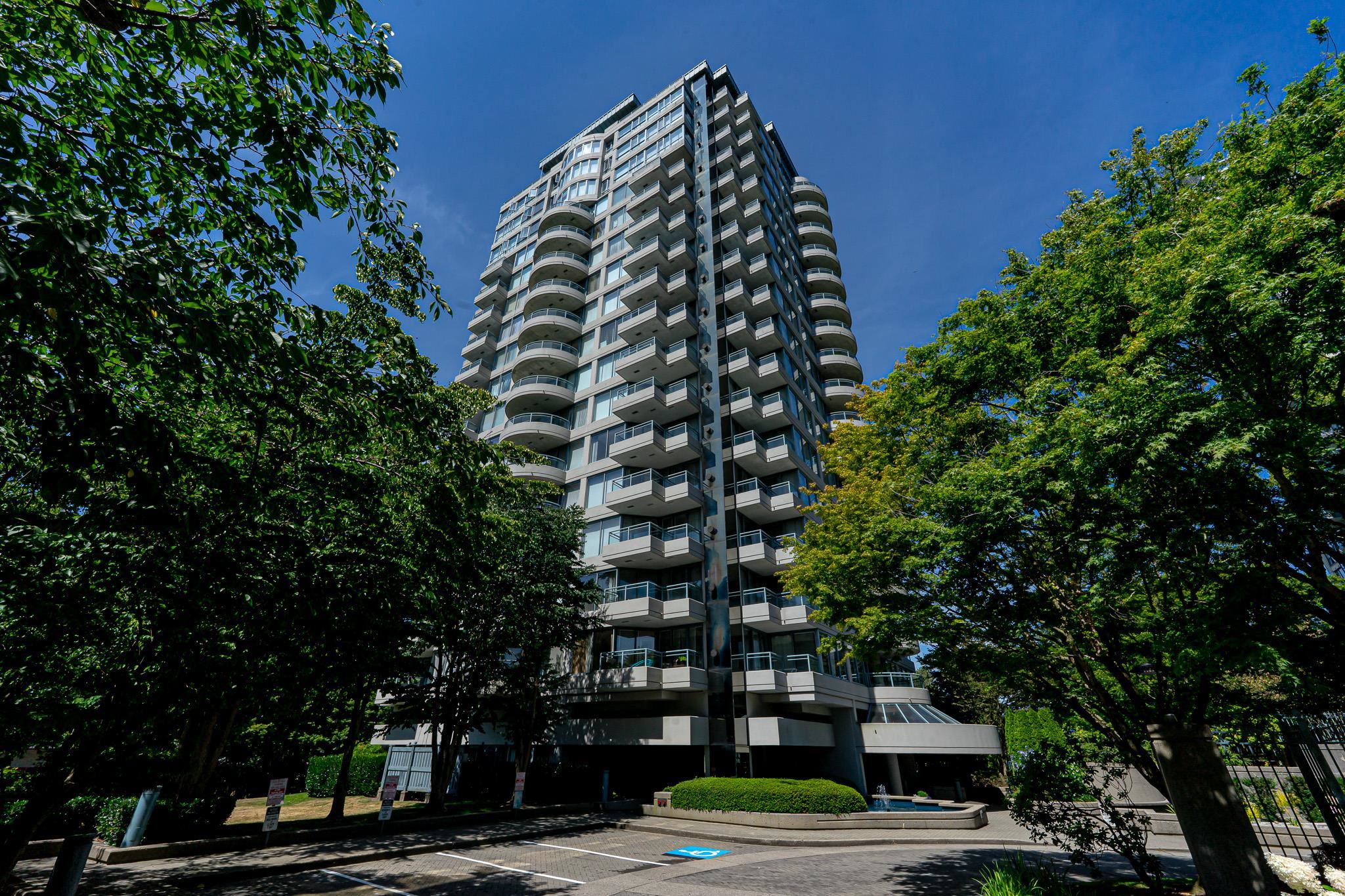 13353 108 Avenue #806, Surrey, BC V3T 5T5