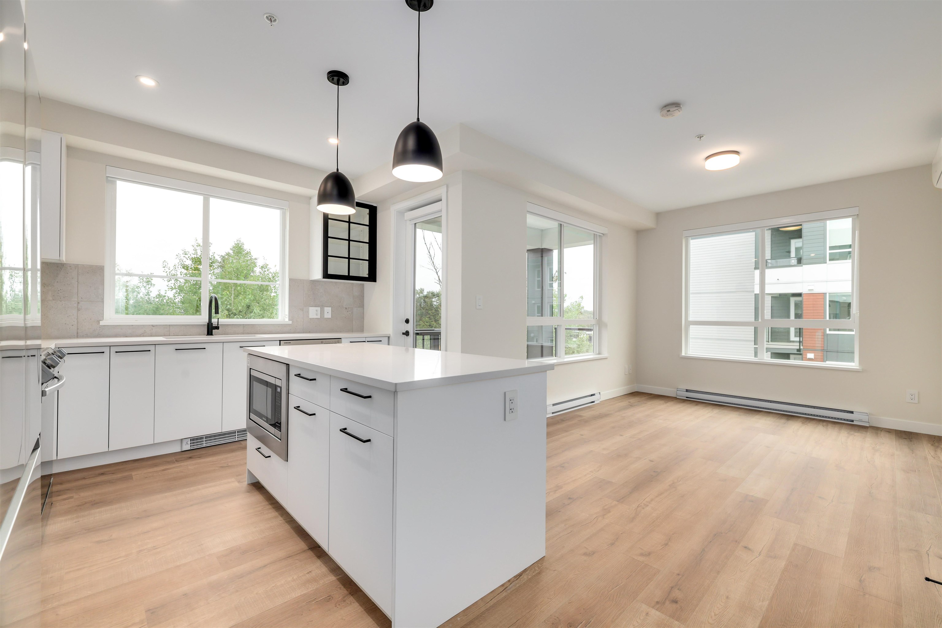 8117 200a St #522, Langley, BC V2Y 3W9