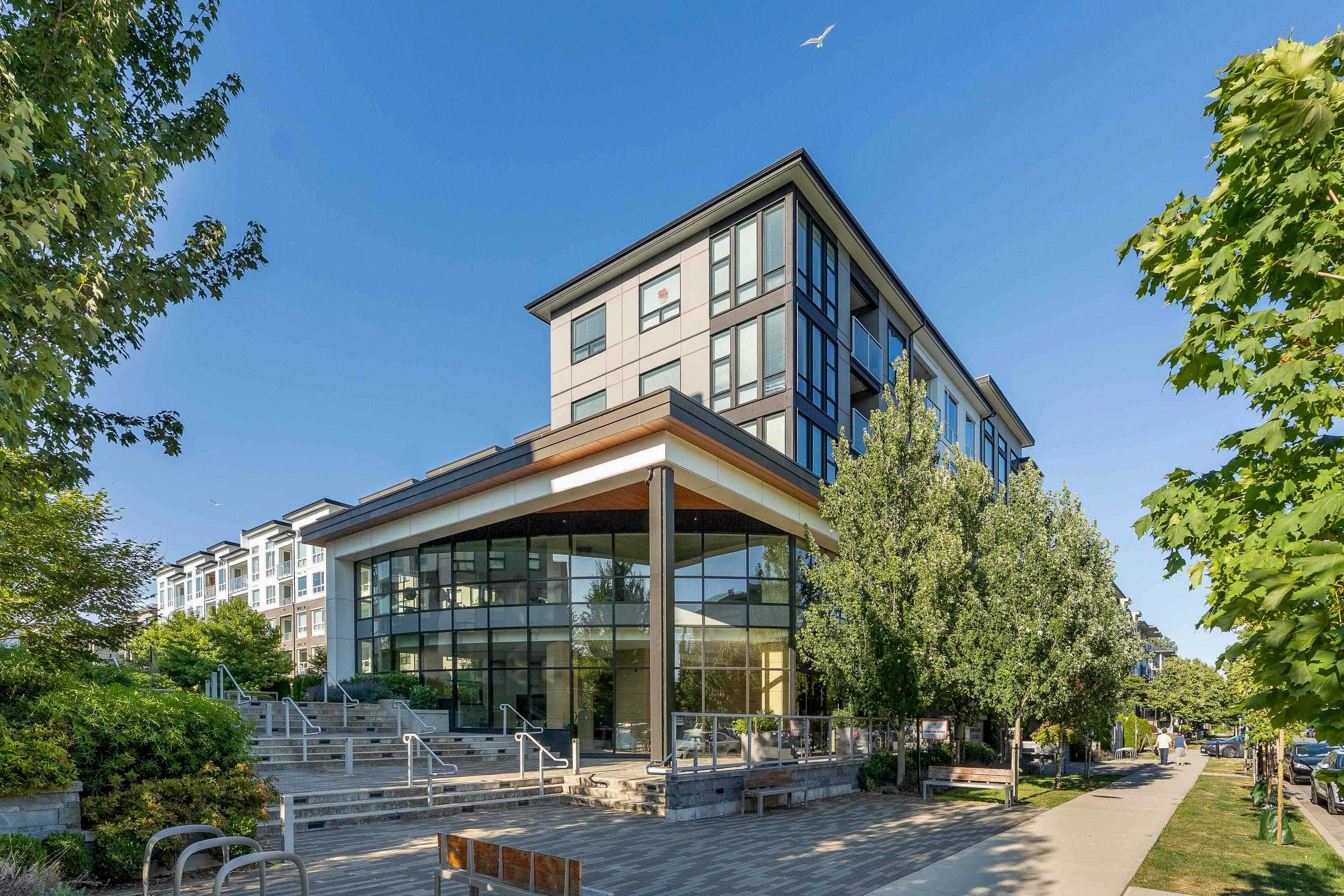 9233 Odlin Rd #206, Richmond, BC V6X 0V4
