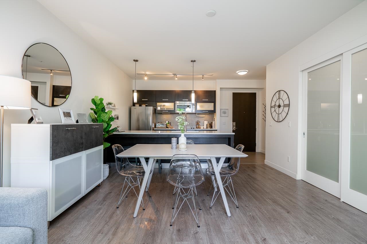 3333 Main Street #321, Vancouver, BC V5V 3M8